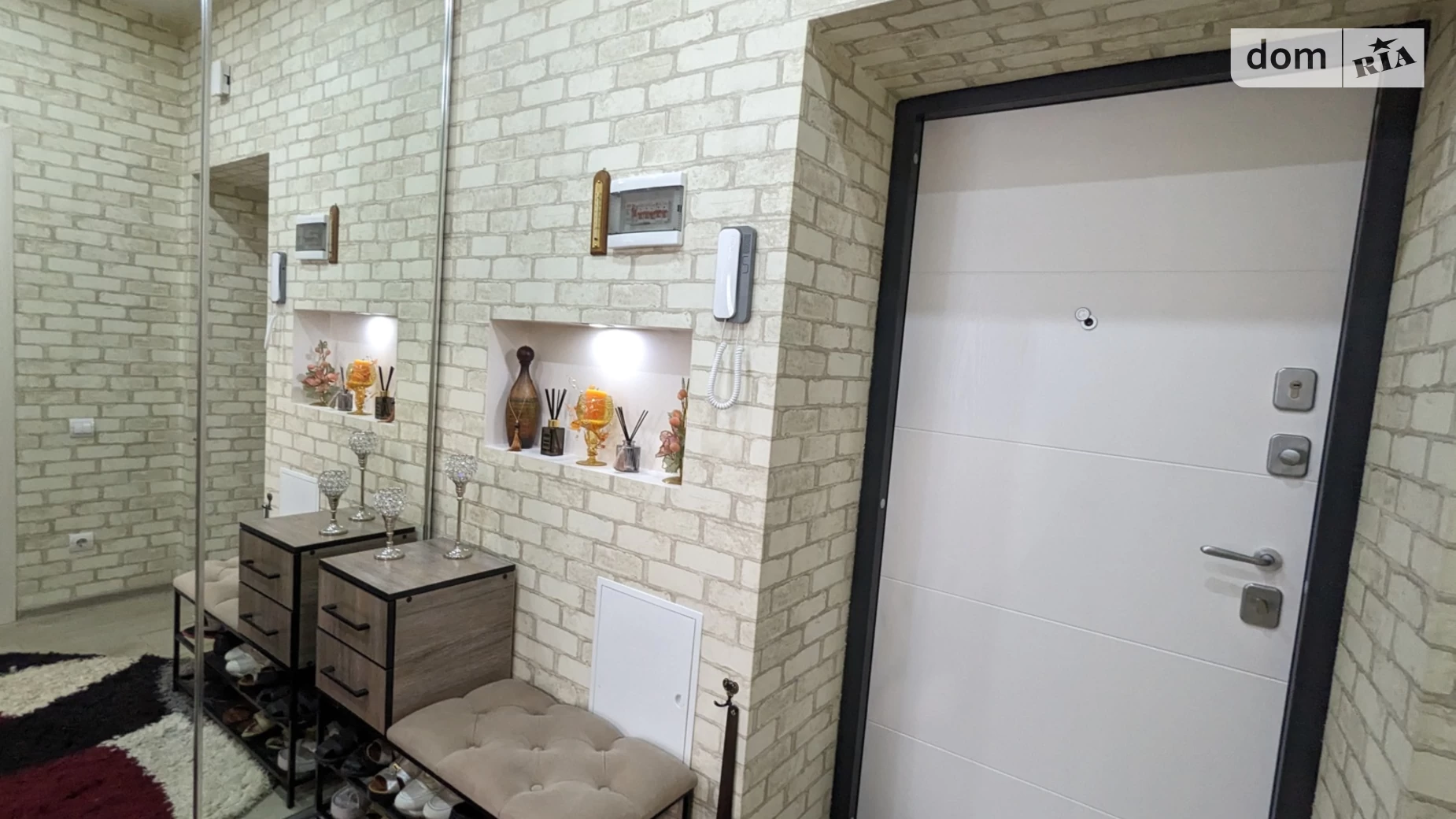 Продается 1-комнатная квартира 45 кв. м в Черновцах - фото 4