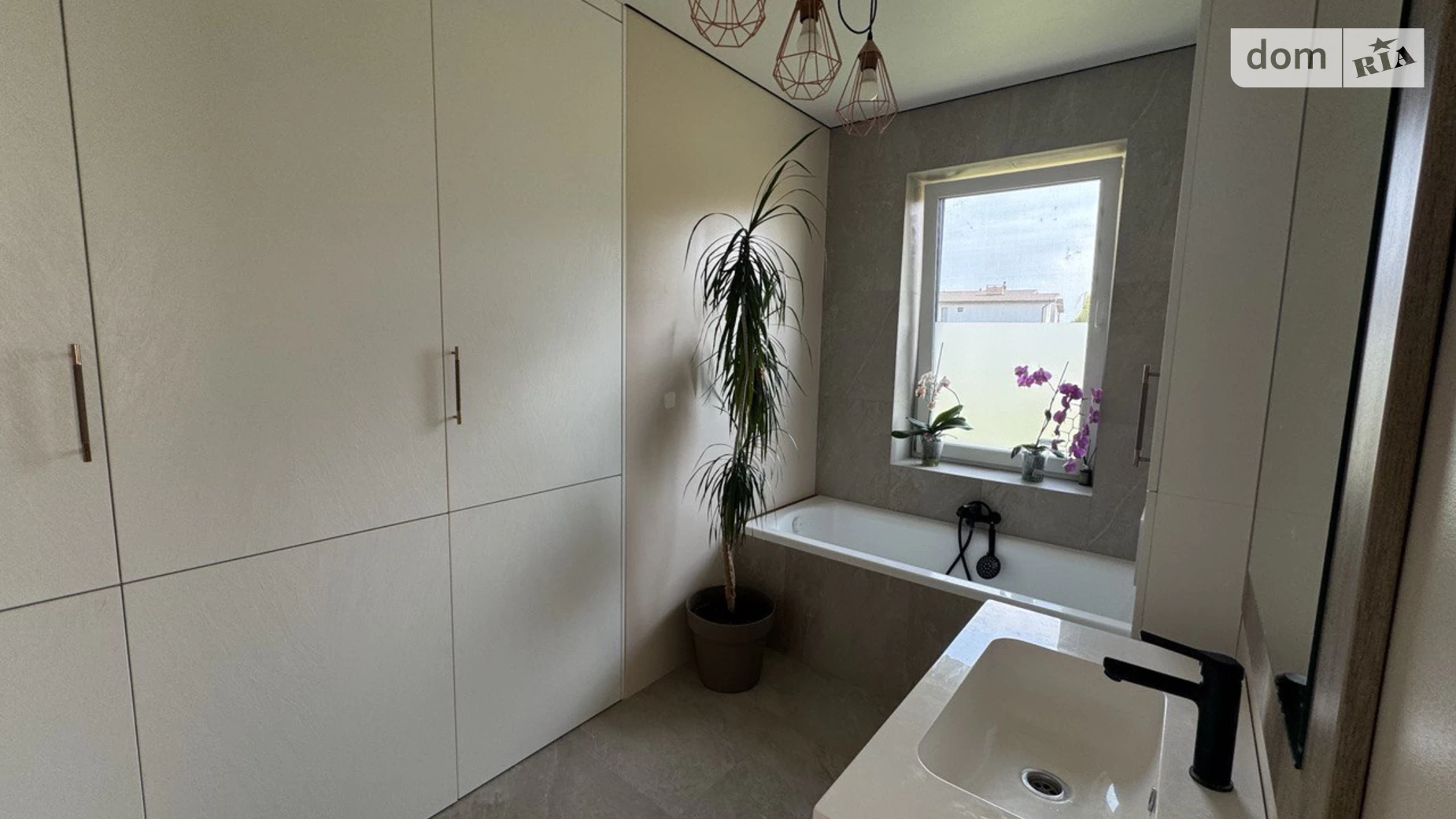 Продается одноэтажный дом 120 кв. м с камином, цена: 120000 $ - фото 5