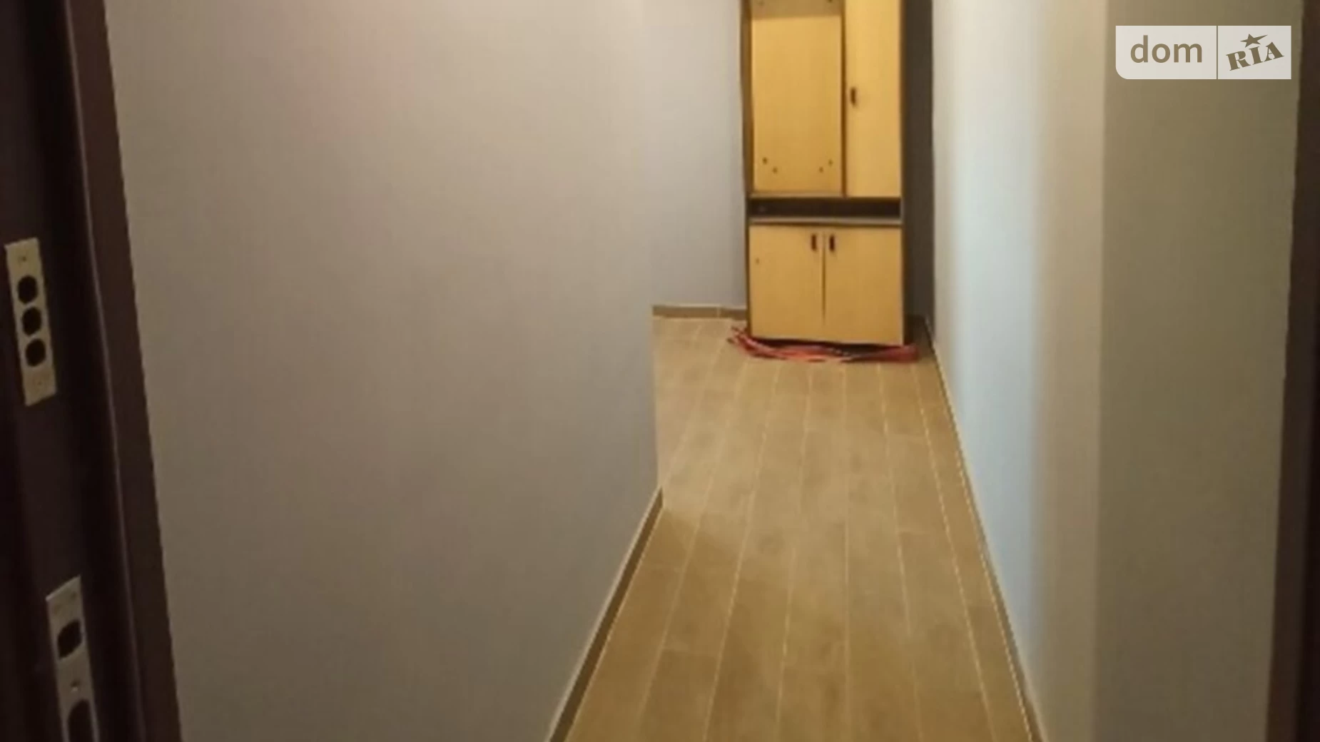 Продается 1-комнатная квартира 38.5 кв. м в Жмеринке, ул. Космонавта Комарова, 66 - фото 2