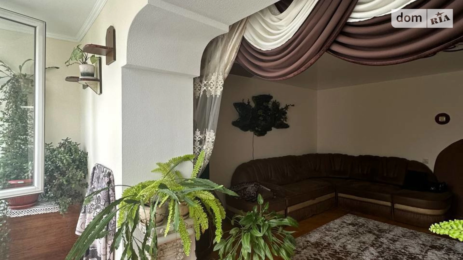 Продается 3-комнатная квартира 80.3 кв. м в Ивано-Франковске, ул. Урожайная - фото 3