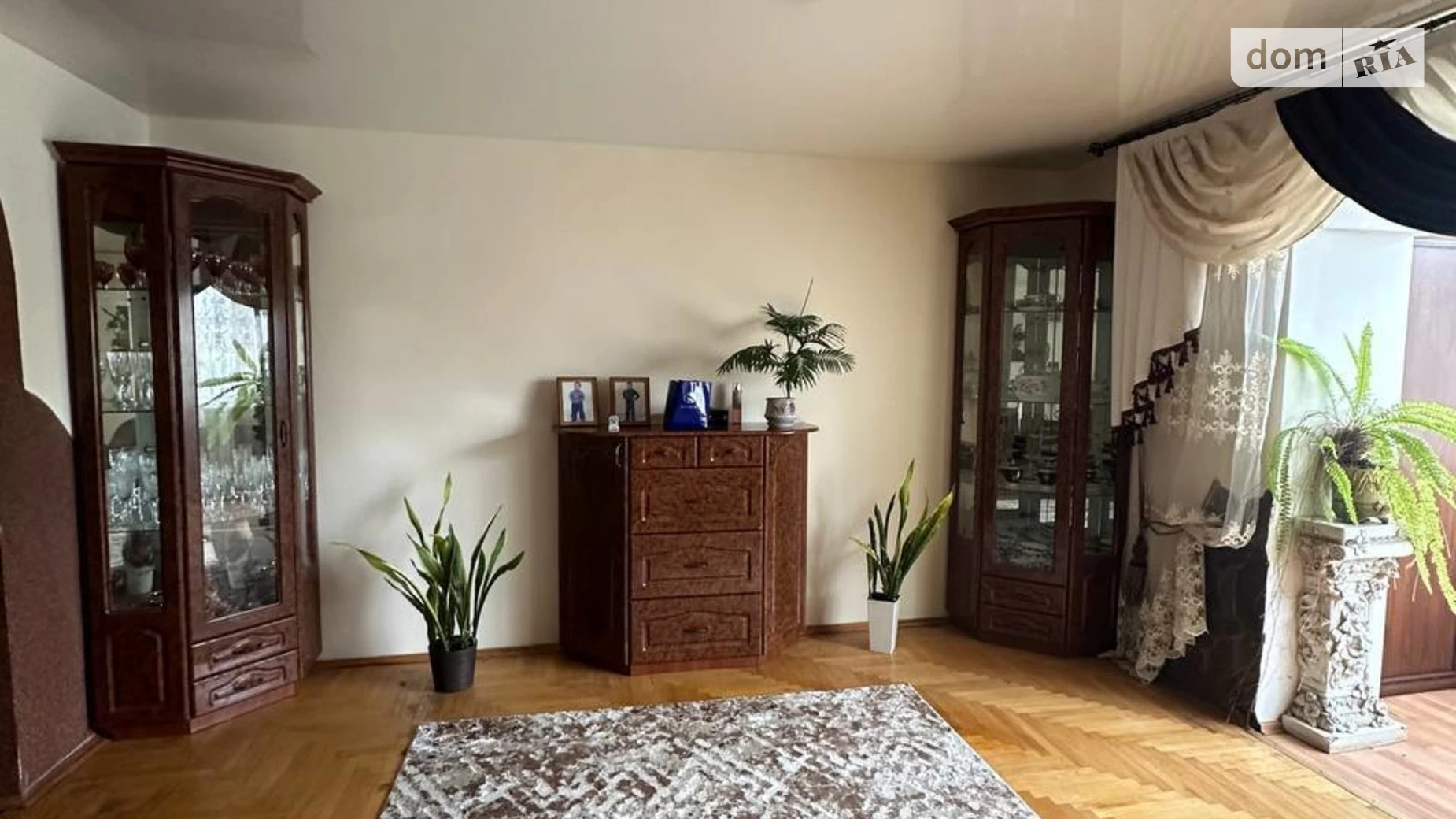 Продается 3-комнатная квартира 80.3 кв. м в Ивано-Франковске, ул. Урожайная - фото 2