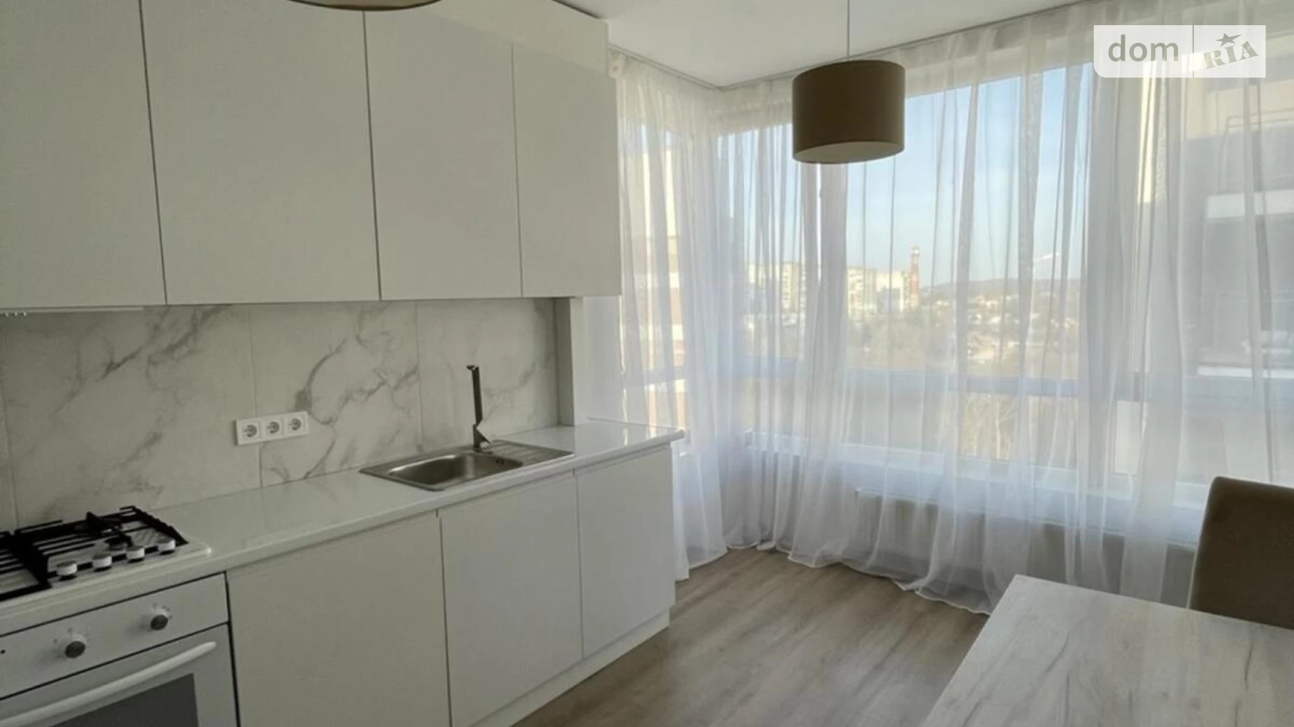 Продается 1-комнатная квартира 42 кв. м в Львове, ул. Пасечная, 94Б - фото 2