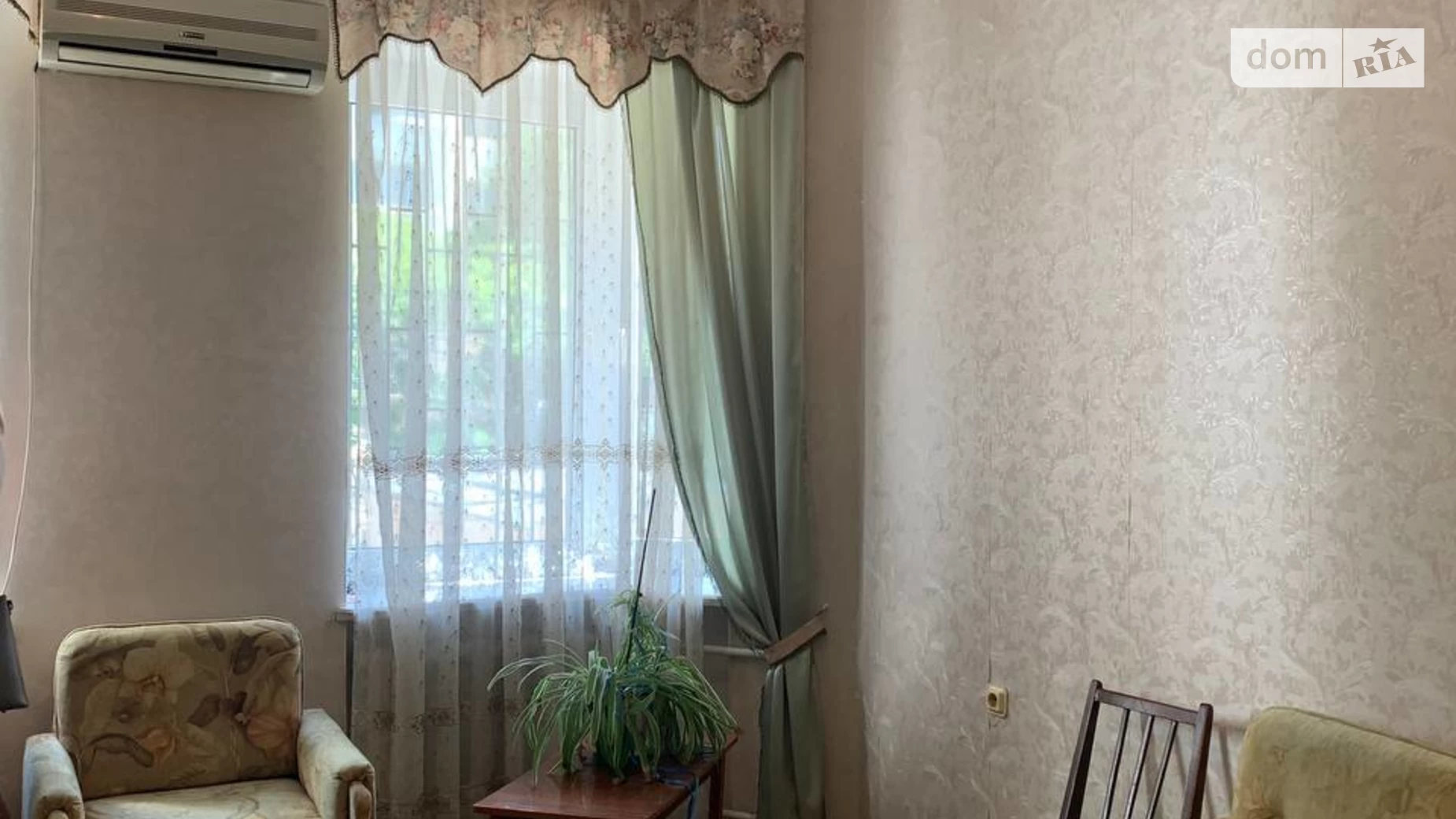 Продается 1-комнатная квартира 43 кв. м в Одессе, ул. Тополевая, 16 - фото 2