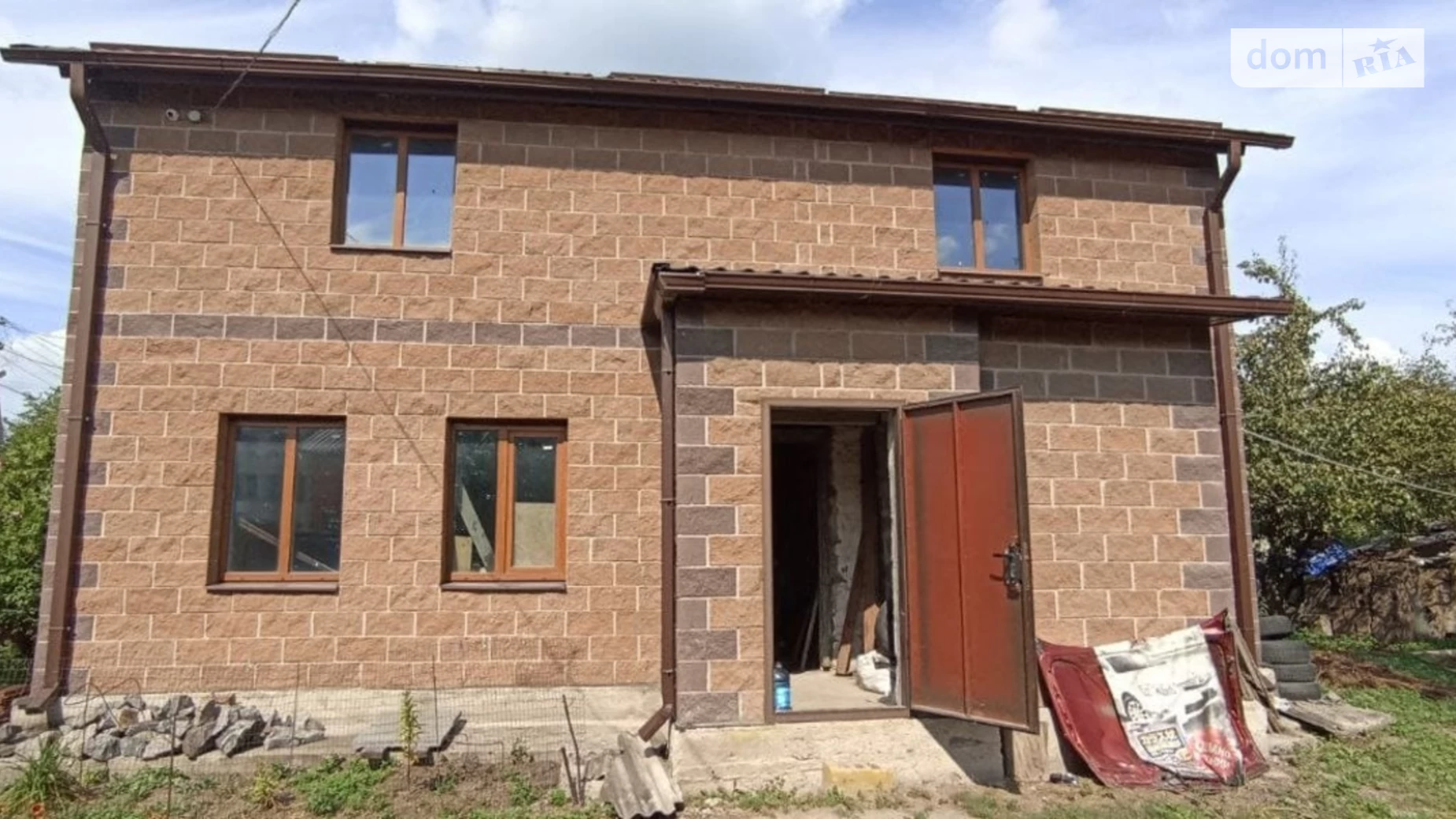 Продается дом на 2 этажа 52.5 кв. м с садом, цена: 114000 $ - фото 3