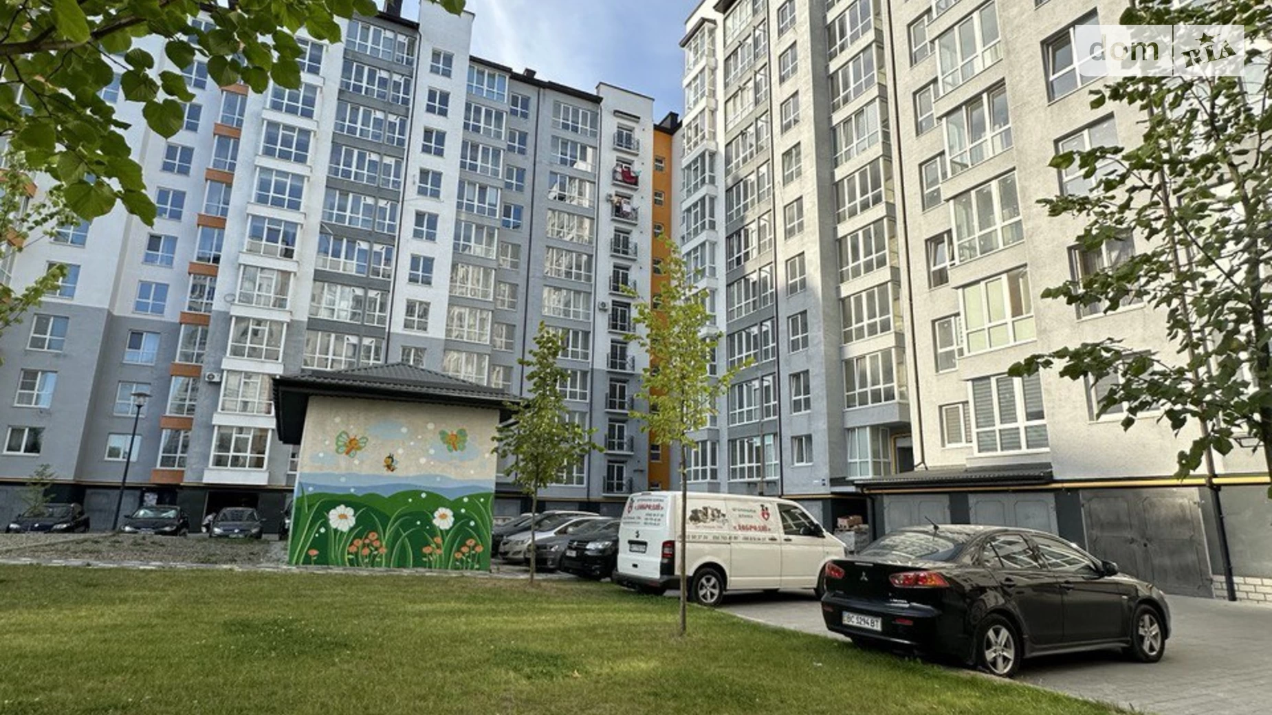 Продается 2-комнатная квартира 69.3 кв. м в Ивано-Франковске, ул. Химиков - фото 2