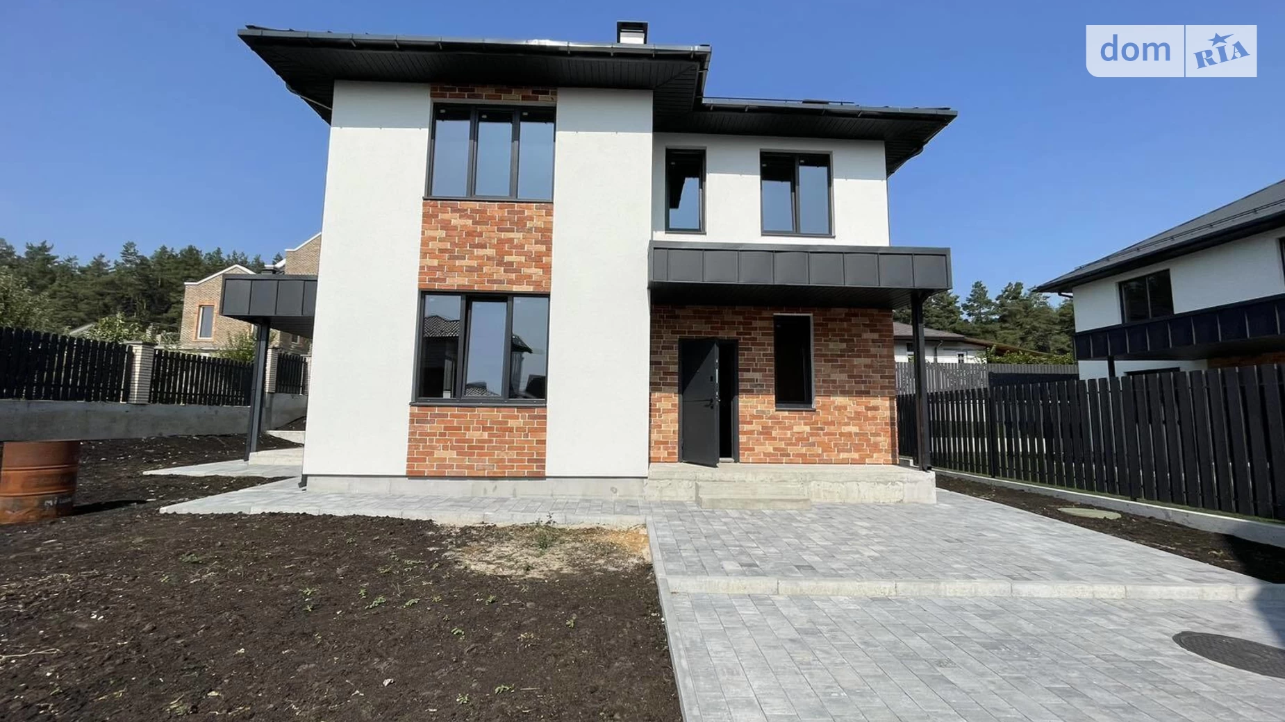 Продается дом на 2 этажа 135 кв. м с мебелью, цена: 164998 $ - фото 2