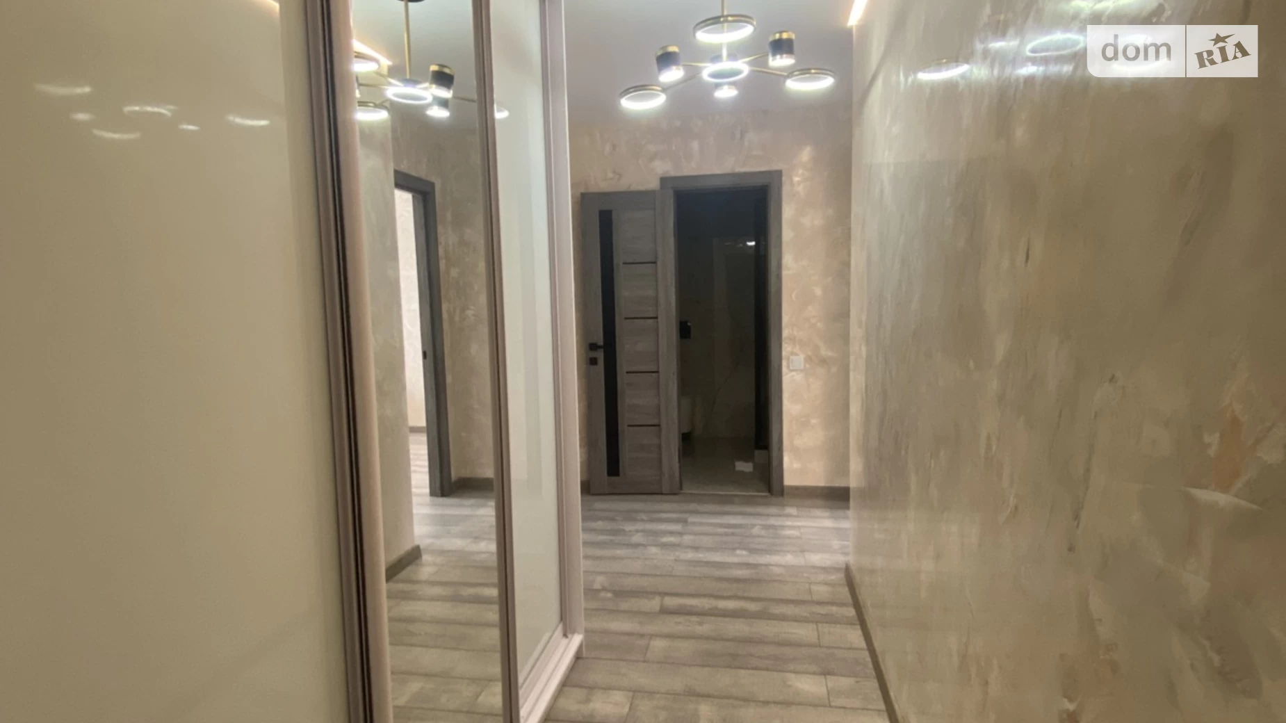 Продается 1-комнатная квартира 48 кв. м в Виннице, ул. Академика Янгеля, 6П - фото 4