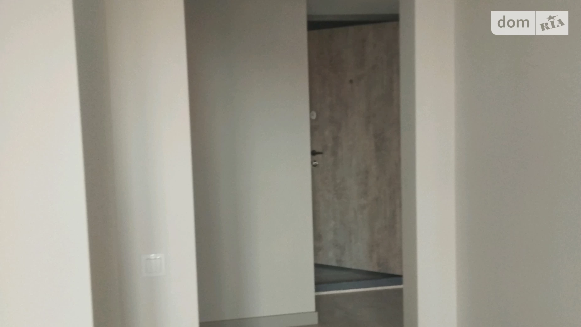 Продается 1-комнатная квартира 38 кв. м в Ивано-Франковске, ул. Довженко А., 15А - фото 4