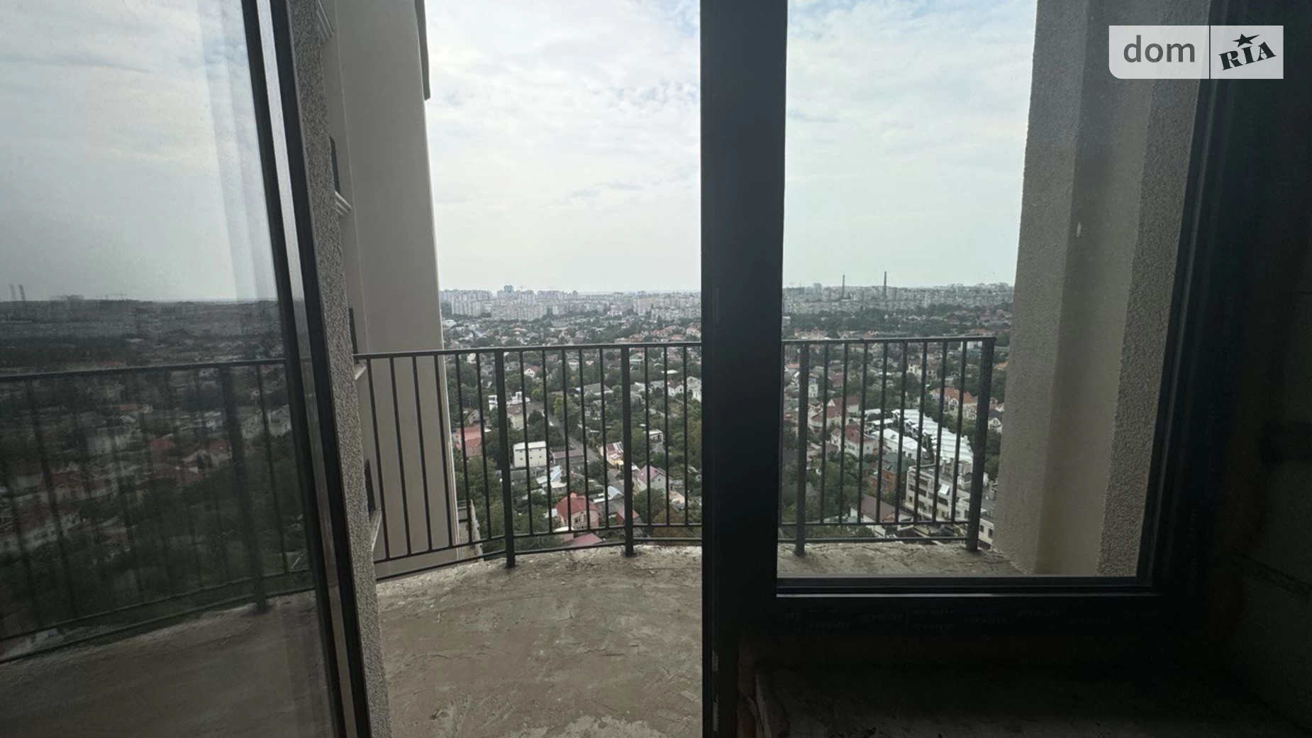 Продается 3-комнатная квартира 83 кв. м в Одессе, ул. Дача Ковалевского, 5 - фото 3
