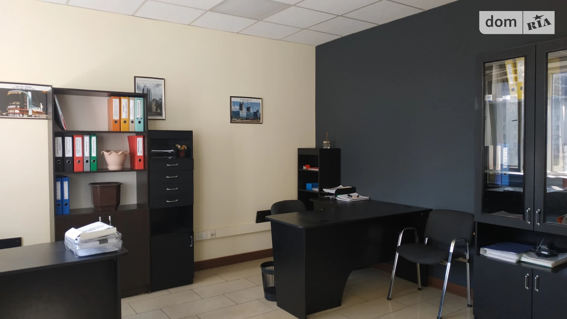 Продається офіс 92.6 кв. м в бізнес-центрі, цена: 115000 $ - фото 2