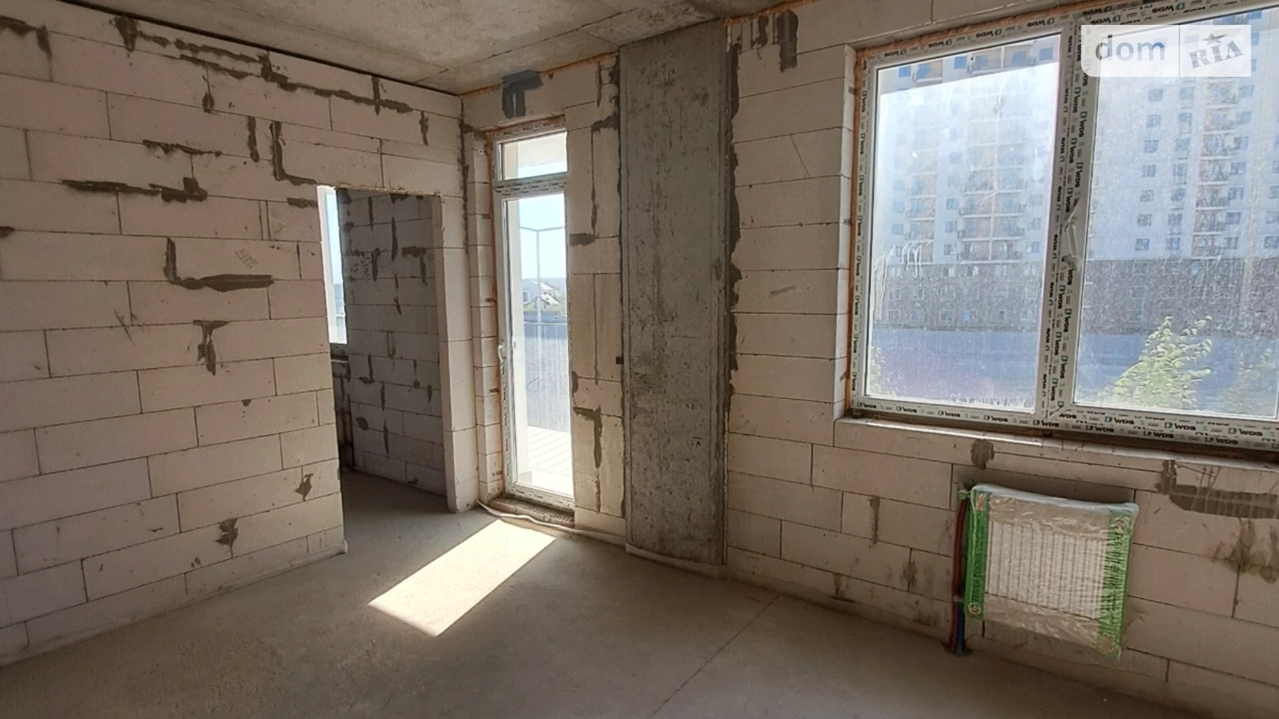 Продается 2-комнатная квартира 55 кв. м в Одессе, ул. Академика Сахарова, 11 - фото 2