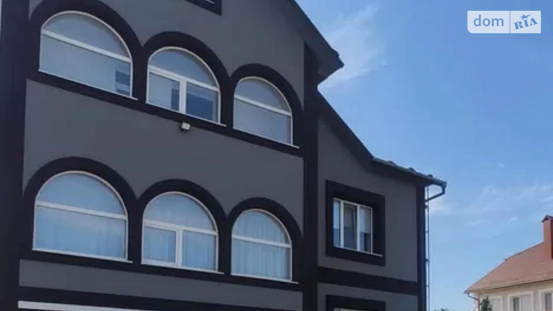 Продается дом на 2 этажа 355 кв. м с участком, цена: 225000 $ - фото 2