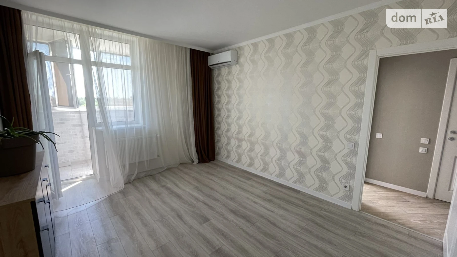 Продается 1-комнатная квартира 36 кв. м в Буче, ул. Бориса Гмыри - фото 2