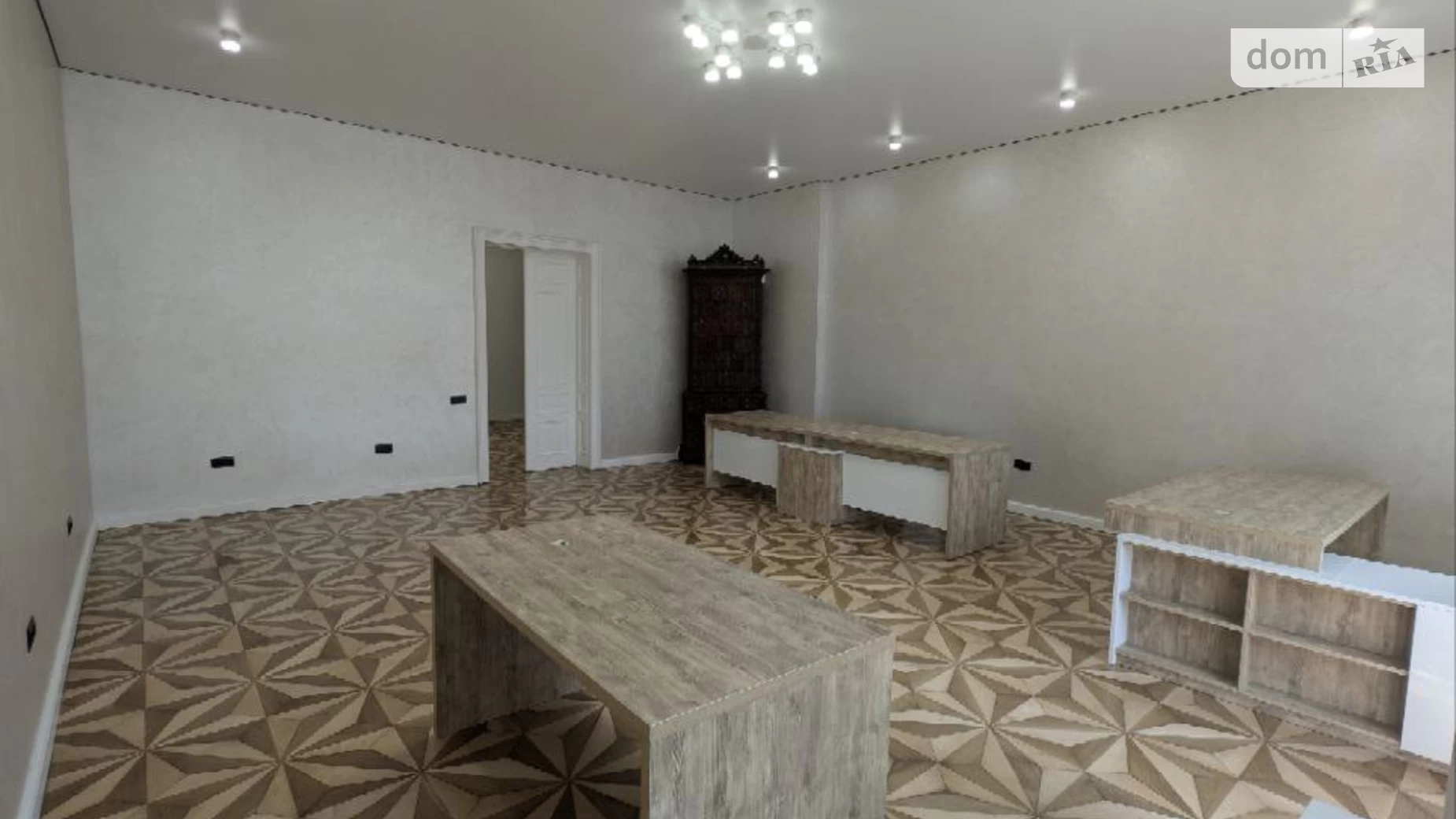 Продается 2-комнатная квартира 108.5 кв. м в Ивано-Франковске, ул. Стрельцов Сечевых, 7 - фото 4