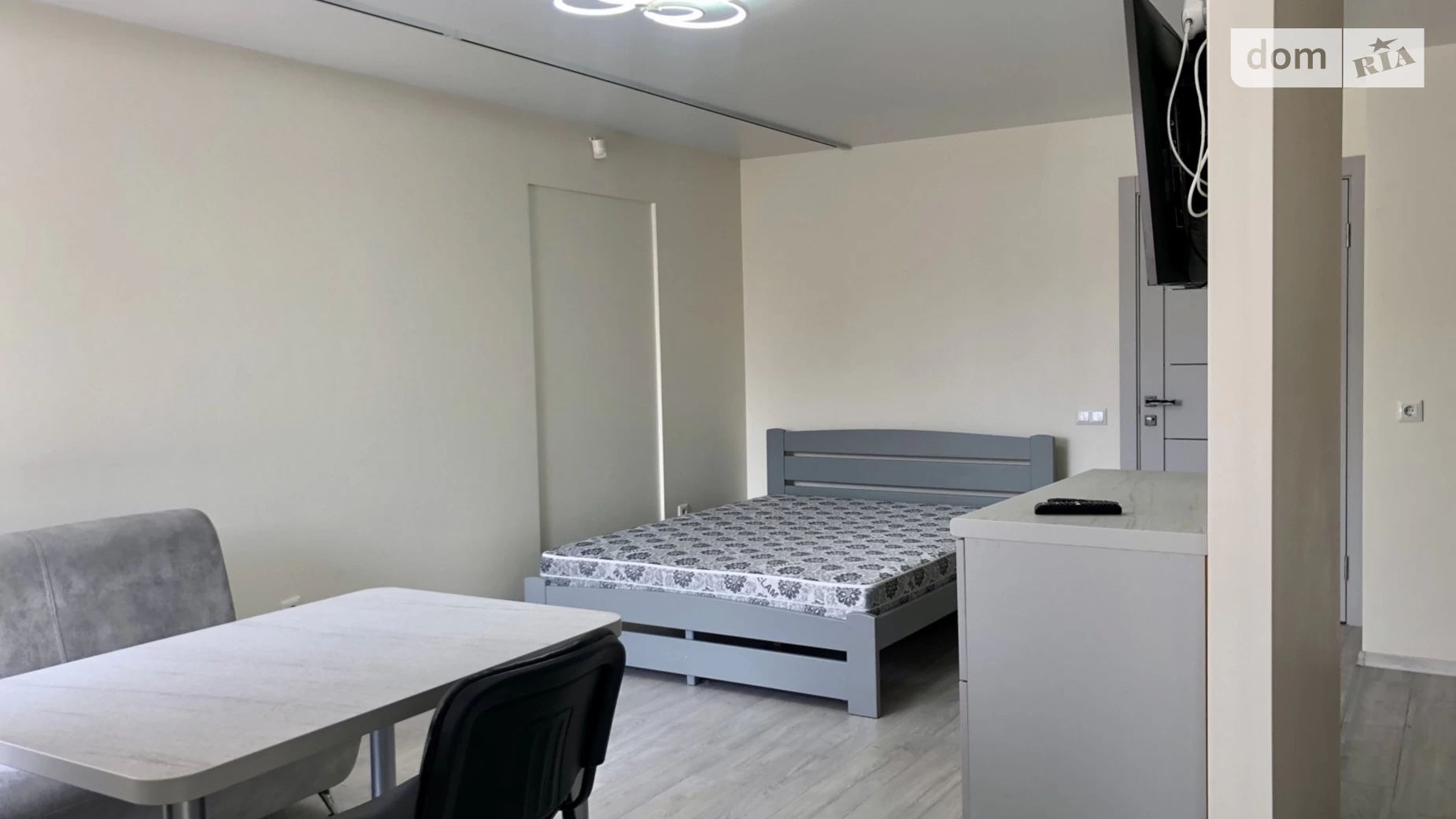 1-кімнатна квартира 42 кв. м у Тернополі, цена: 250 $ - фото 4