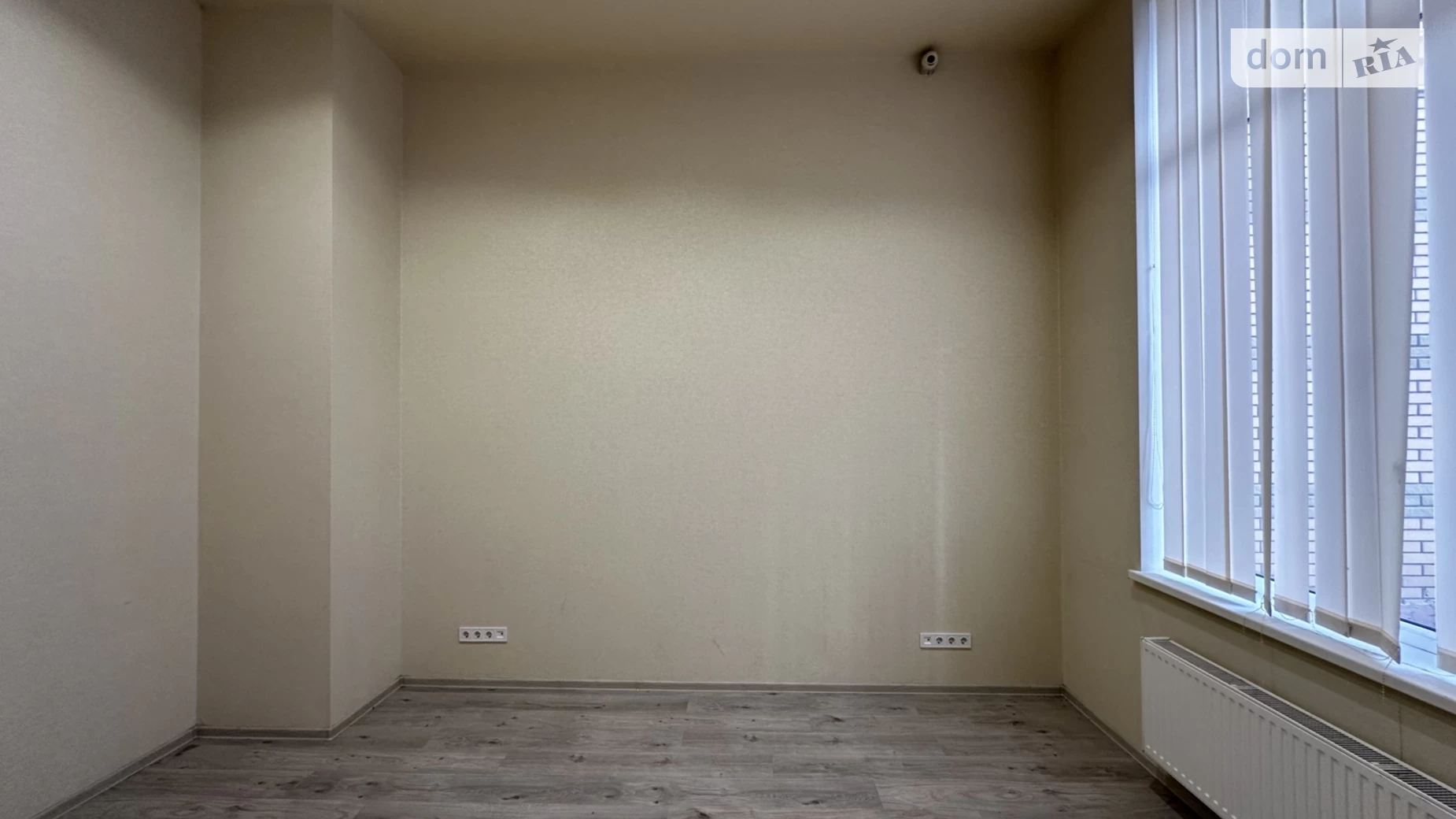 Сдается в аренду офис 100 кв. м в бизнес-центре, цена: 750 $ - фото 2