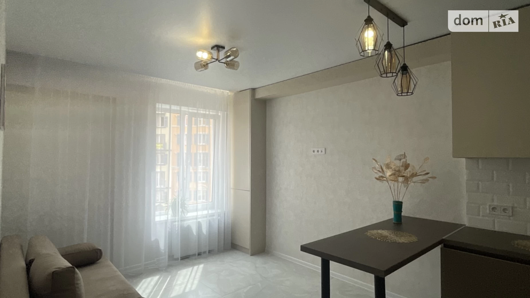 Продается 1-комнатная квартира 32 кв. м в Одессе, ул. Инглези, 2В - фото 2
