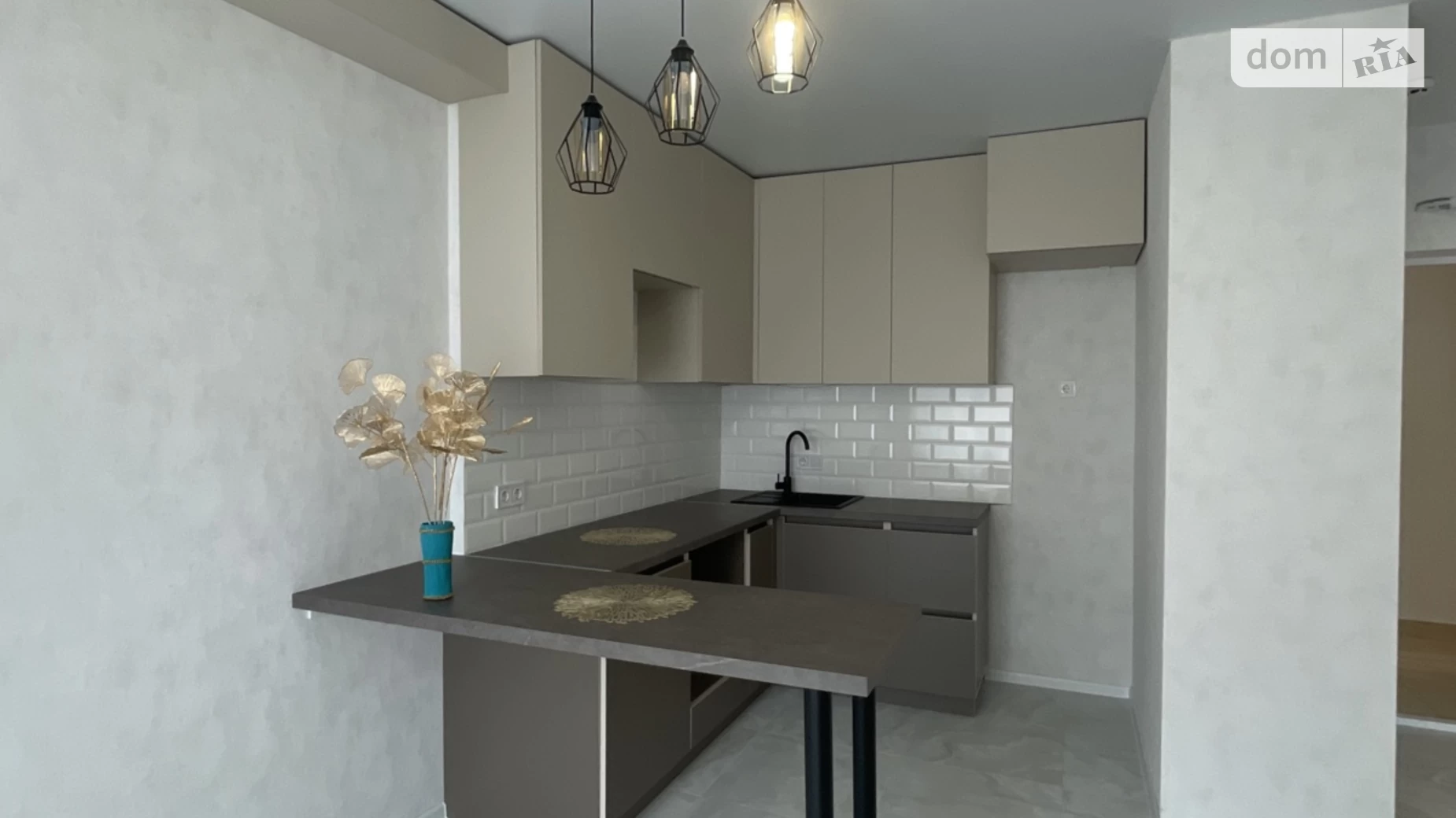 Продается 1-комнатная квартира 32 кв. м в Одессе, ул. Инглези, 2В - фото 4