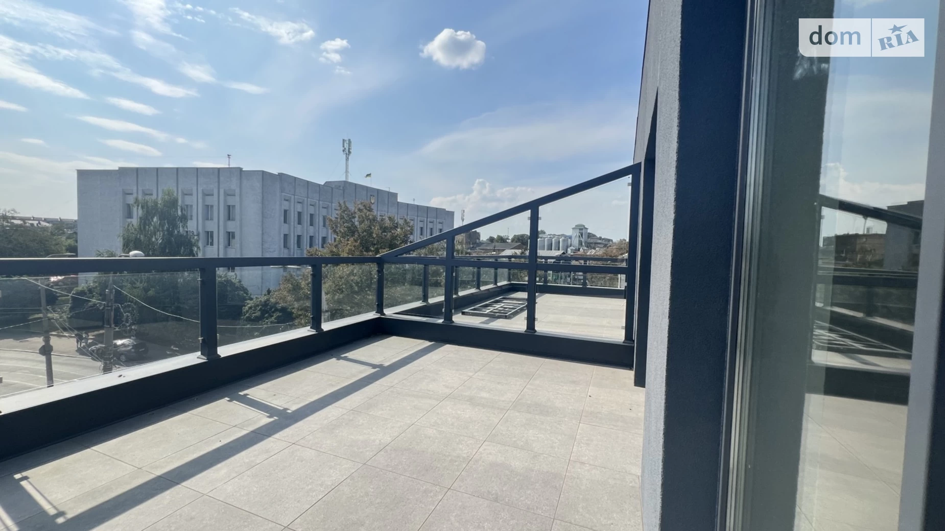 Продается 1-комнатная квартира 60.3 кв. м в Ровно, ул. Соборная, 316Б - фото 5