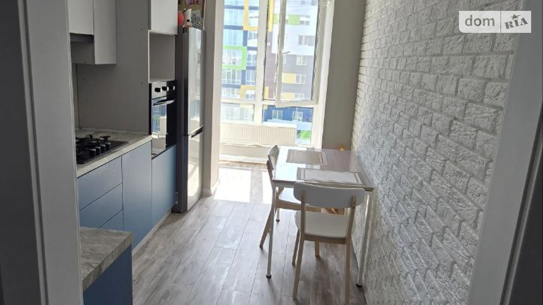 Продается 1-комнатная квартира 36.2 кв. м в Буче, бул. Леонида Бирюкова, 9 - фото 2