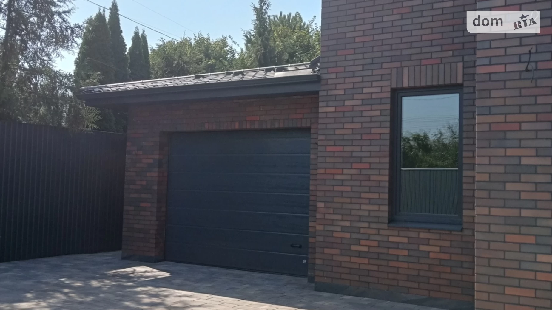 Продается дом на 2 этажа 210 кв. м с камином, цена: 240000 $ - фото 4