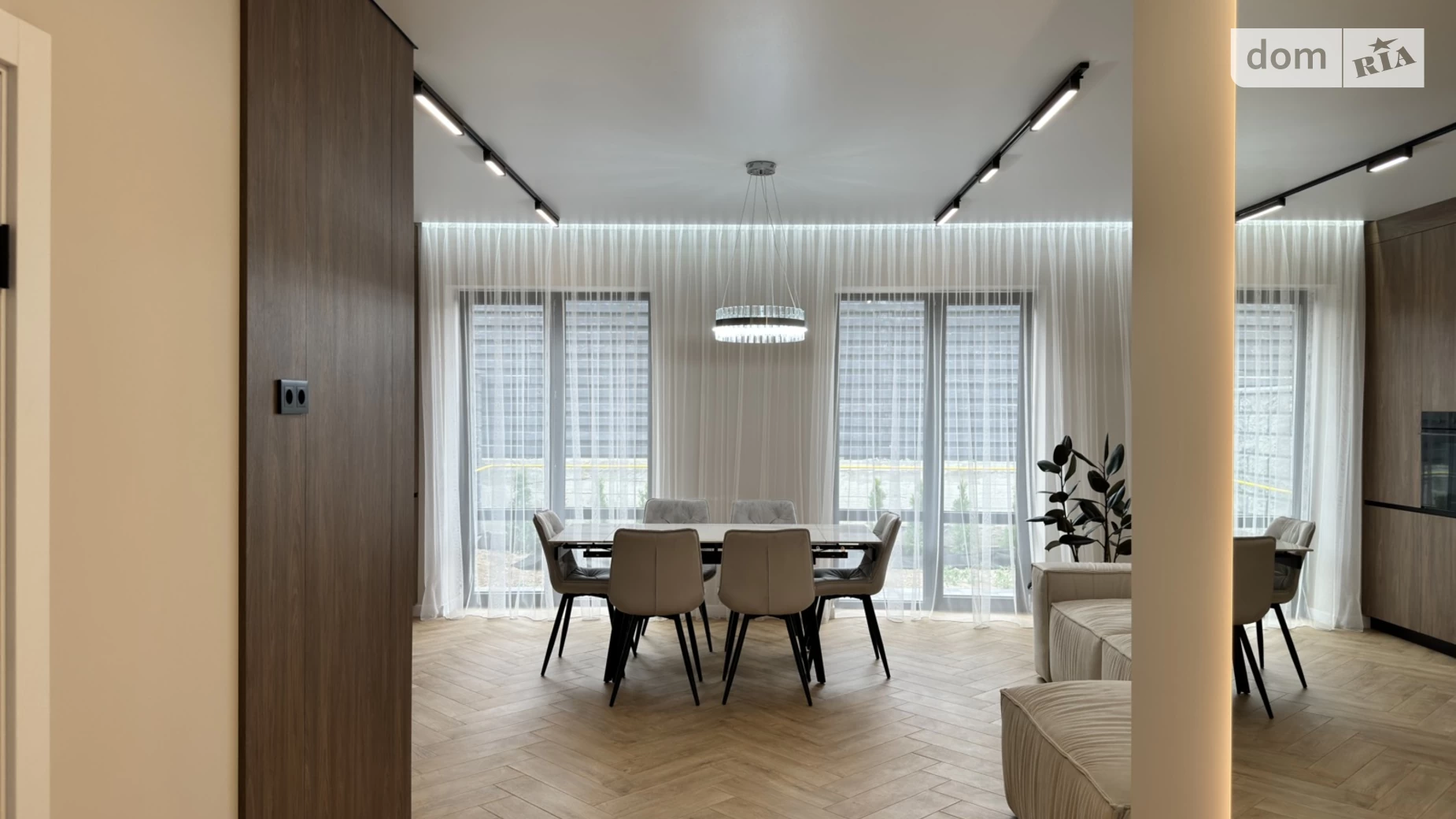мас. Макарова Ювілейний Рівне, цена: 105000 $ - фото 3