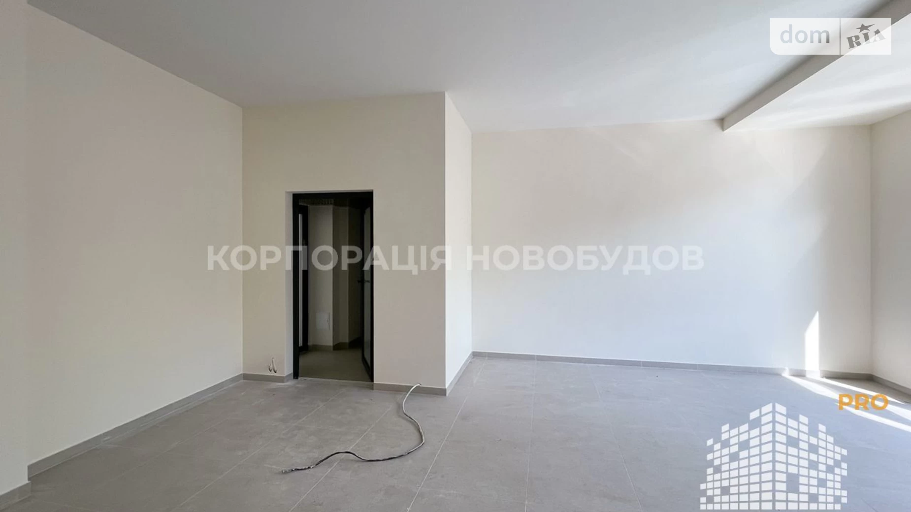 Сдается в аренду офис 37 кв. м в бизнес-центре, цена: 555 $ - фото 3