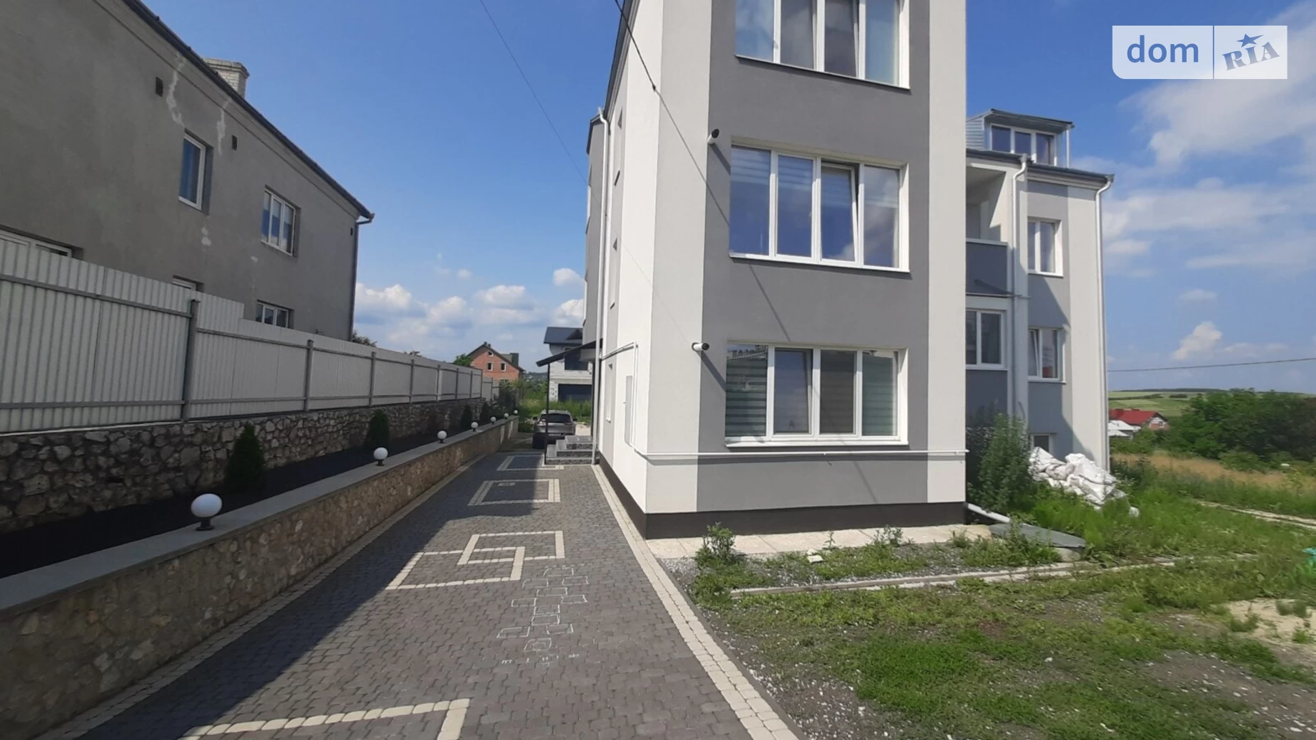 Продається 3-кімнатна квартира 90 кв. м у Підгородне - фото 4