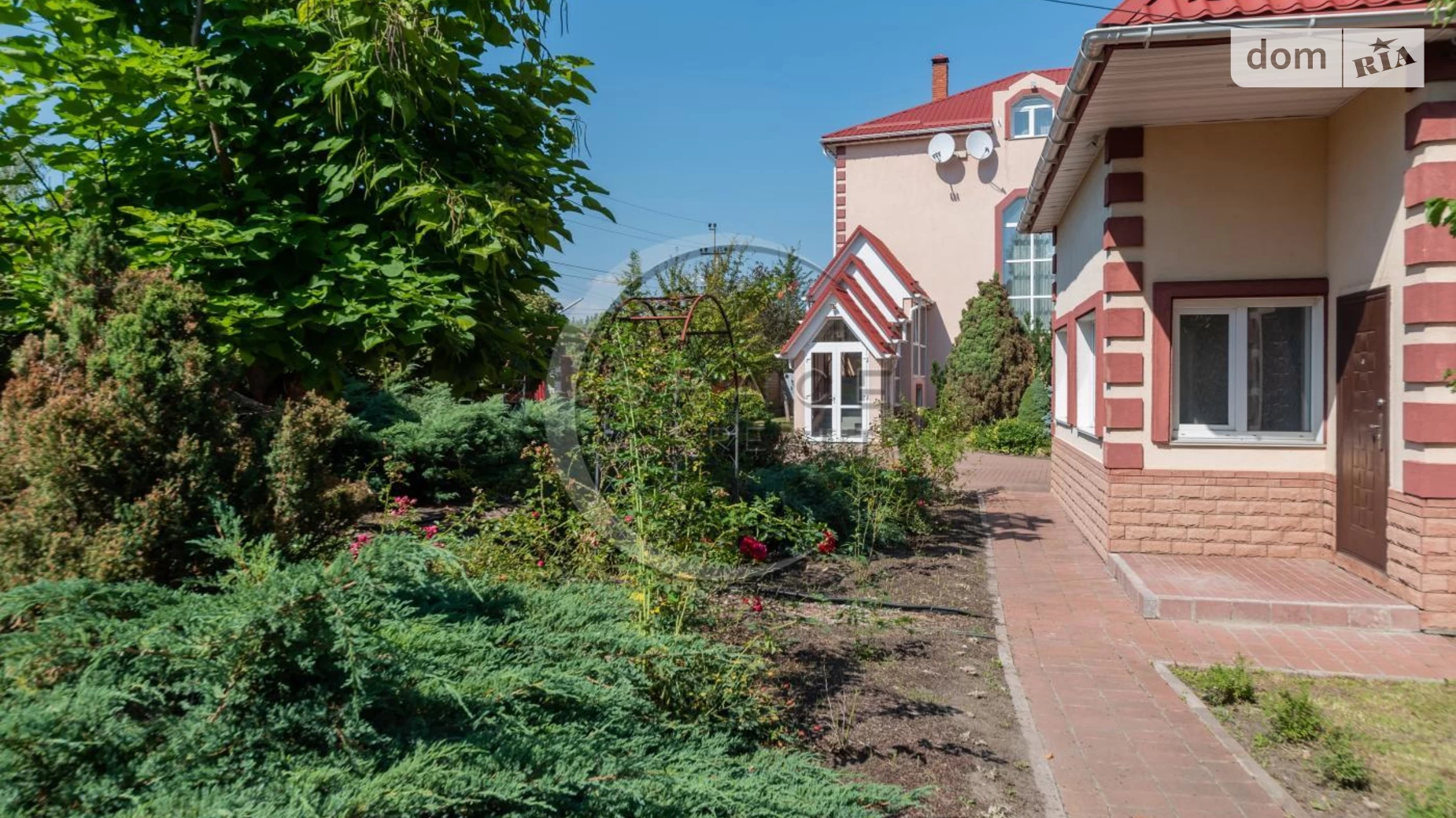 Продается дом на 3 этажа 460.5 кв. м с баней/сауной, цена: 450000 $ - фото 4