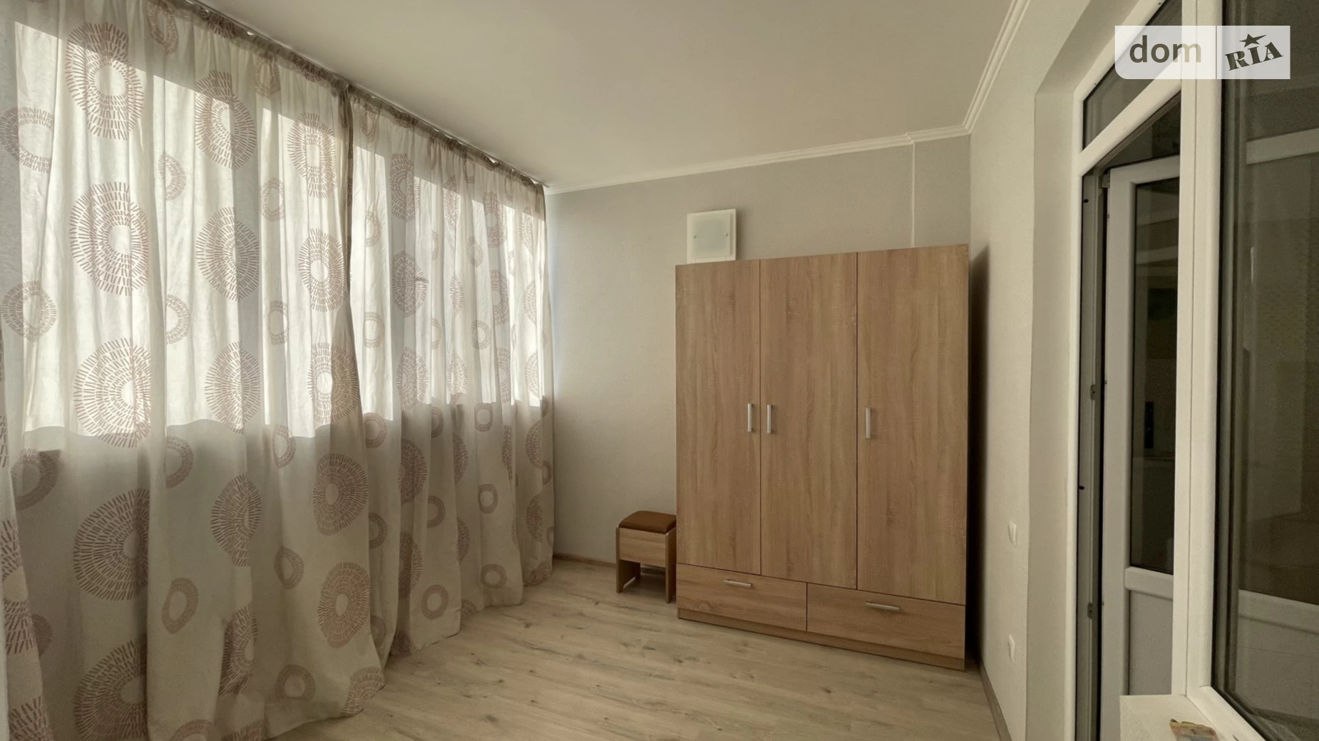 Продається 1-кімнатна квартира 49.7 кв. м у Лиманці, мас. Радужний, 11 - фото 2