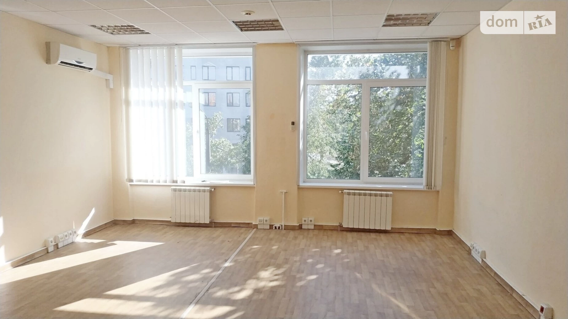 Сдается в аренду офис 63 кв. м в бизнес-центре, цена: 16010 грн - фото 3