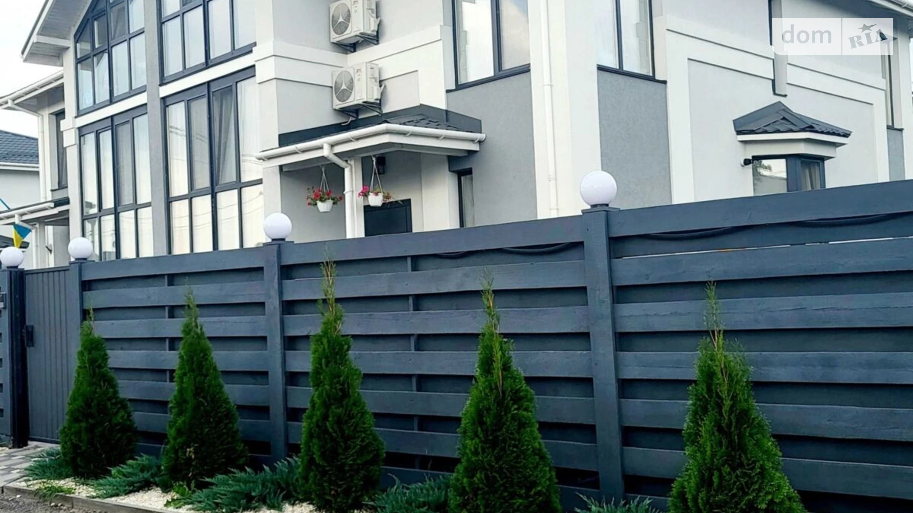 Продается дом на 2 этажа 149 кв. м с баней/сауной, цена: 290000 $ - фото 2