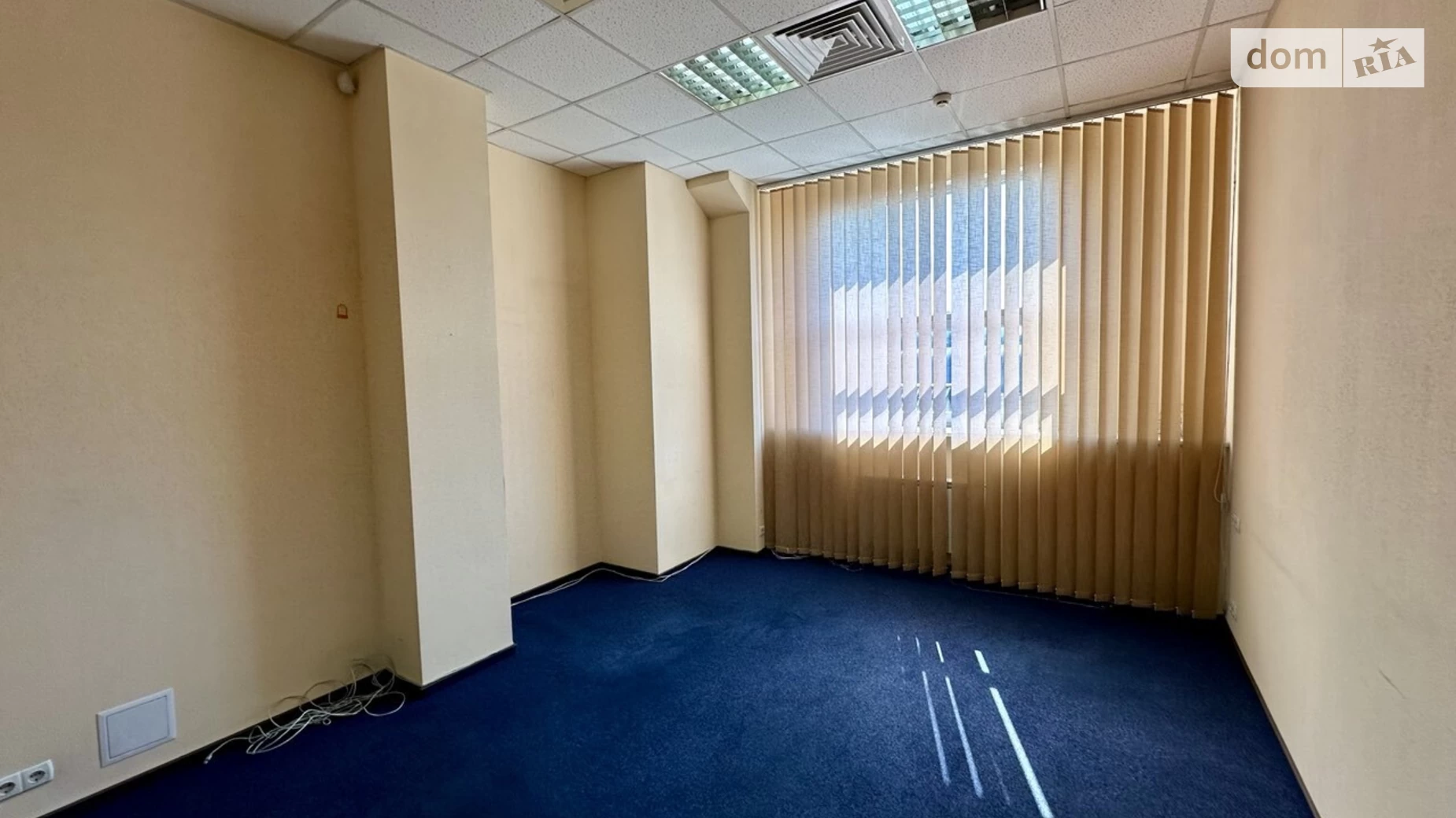Сдается в аренду офис 30.5 кв. м в бизнес-центре, цена: 10675 грн - фото 3