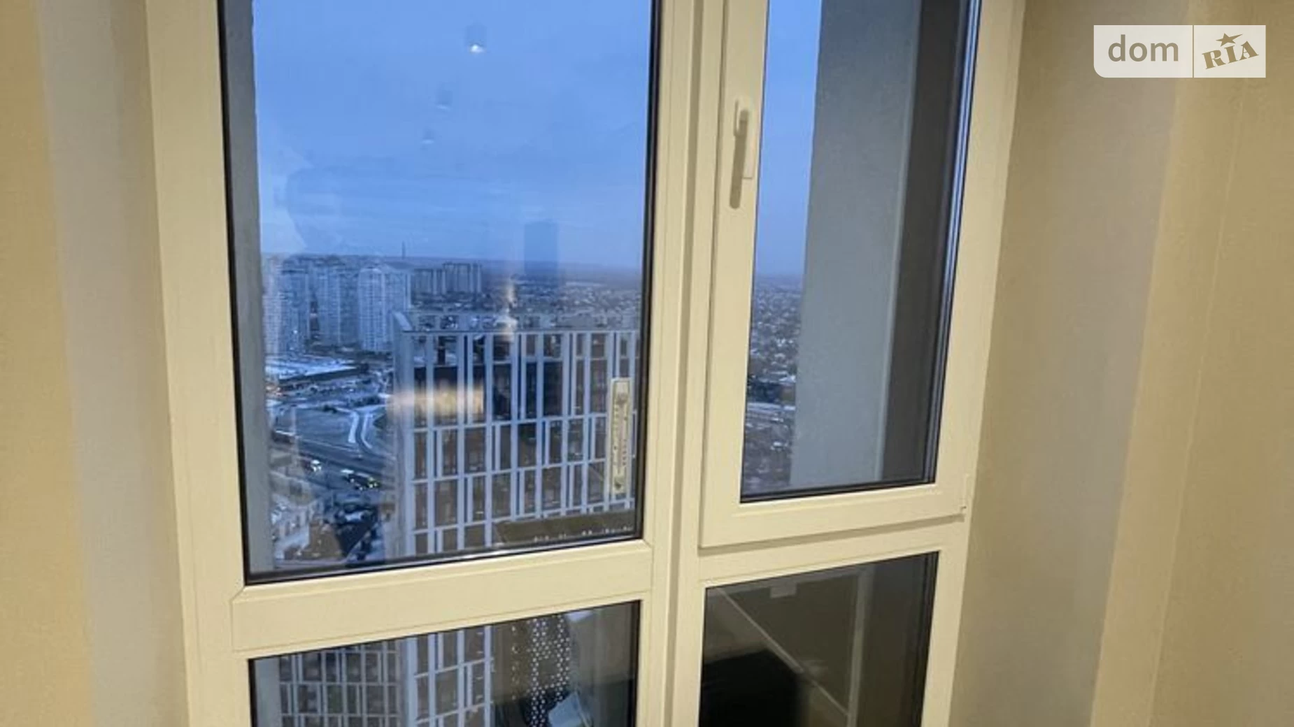 Продається 1-кімнатна квартира 40.8 кв. м у Києві, вул. Зарічна, 4 корпус 1 - фото 5