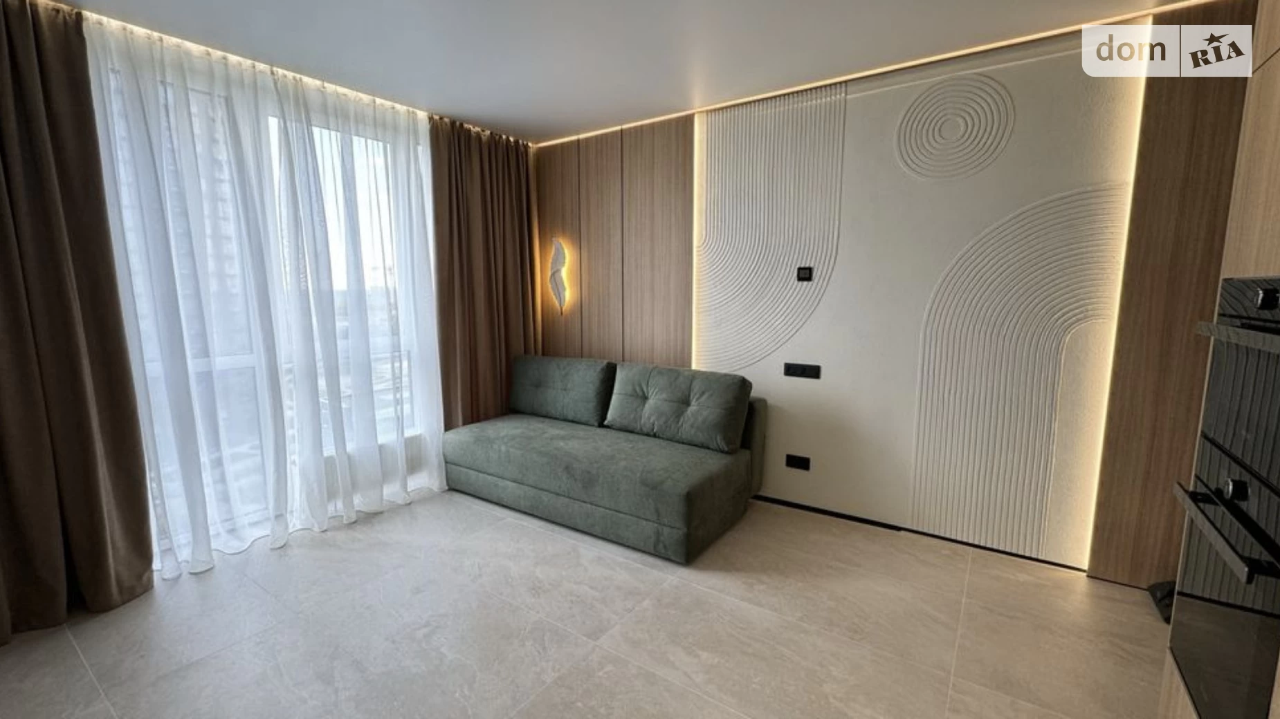 Продается 2-комнатная квартира 74 кв. м в Киеве, ул. Виктора Некрасова(Северо-Сырецкая), 12А - фото 2