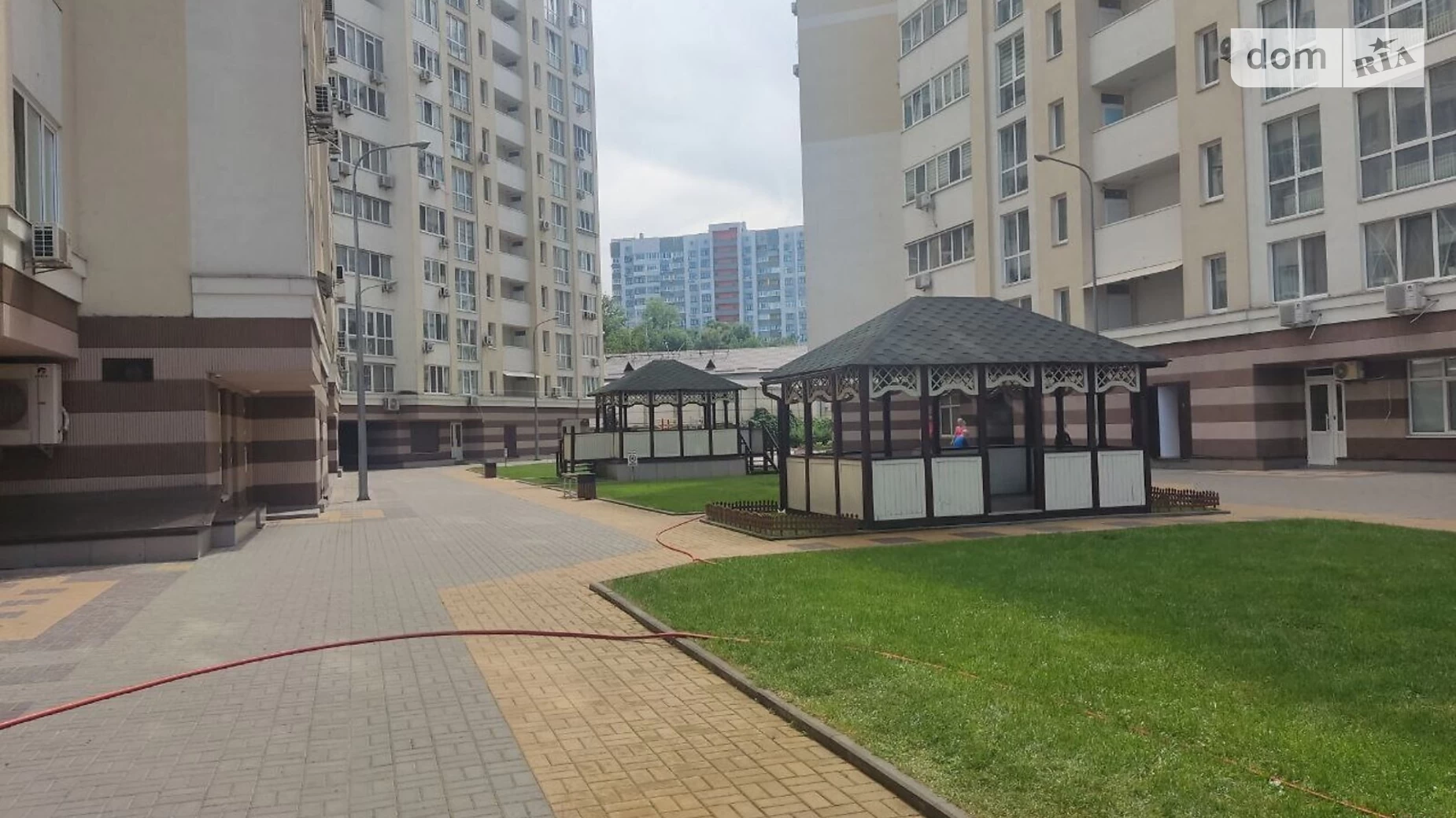 Продается 1-комнатная квартира 45.6 кв. м в Киеве - фото 2