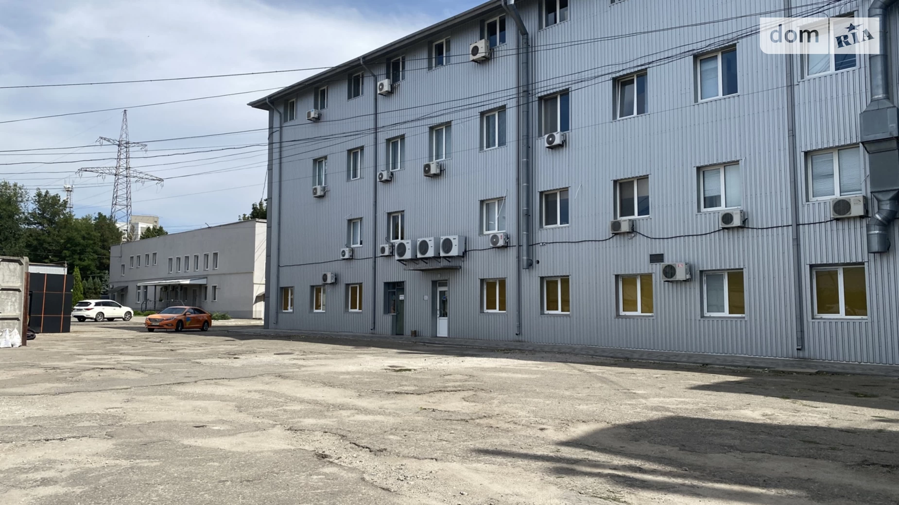 Продается помещения свободного назначения 2100 кв. м в 4-этажном здании, цена: 1340000 $ - фото 2