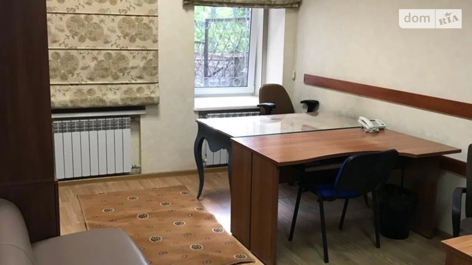 Сдается в аренду офис 100 кв. м в бизнес-центре, цена: 1000 € - фото 3