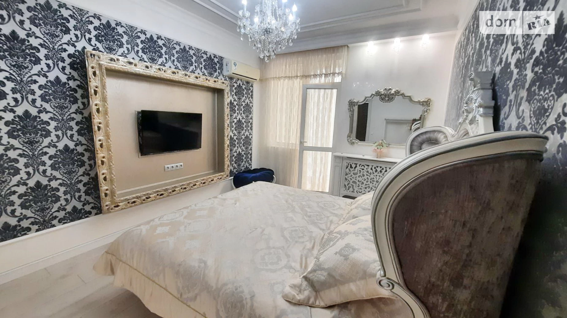 Продается 1-комнатная квартира 47.4 кв. м в Одессе, плато Аркадийское(Гагаринское) - фото 2