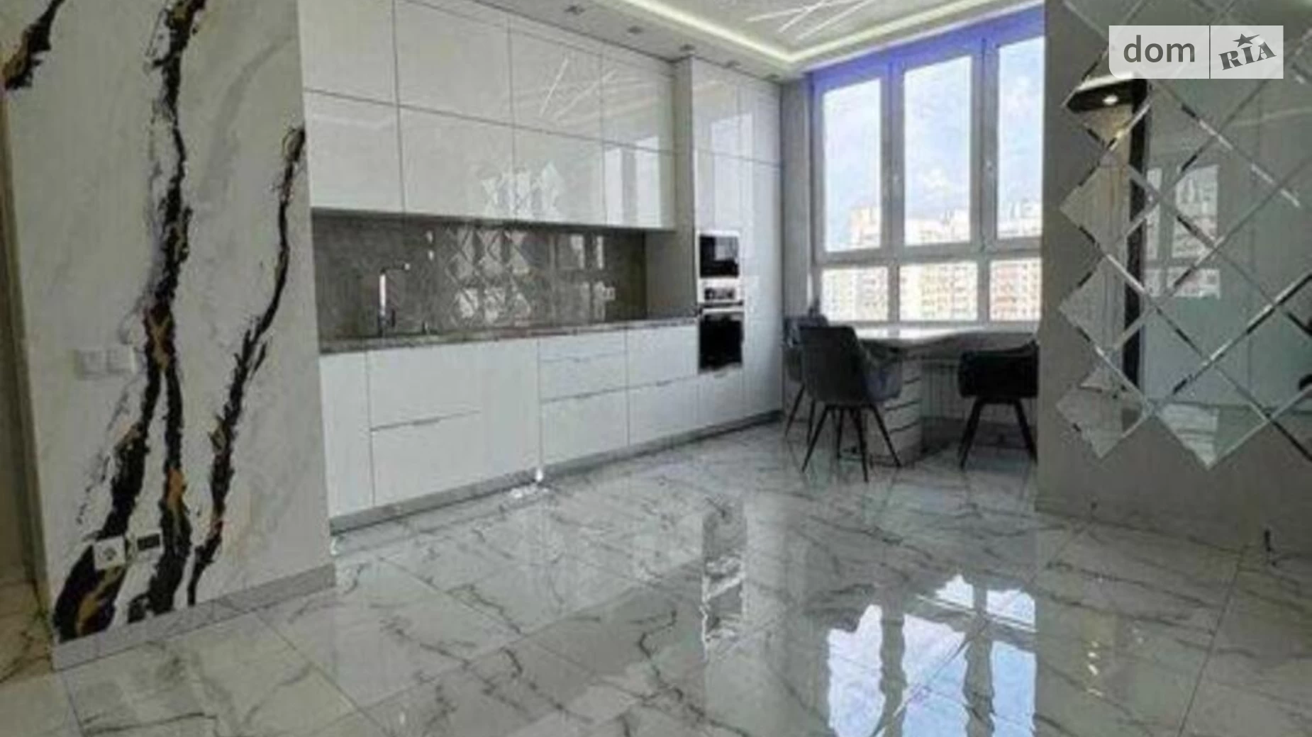 Продається 2-кімнатна квартира 61.2 кв. м у Києві, вул. Драгоманова, 10 - фото 2