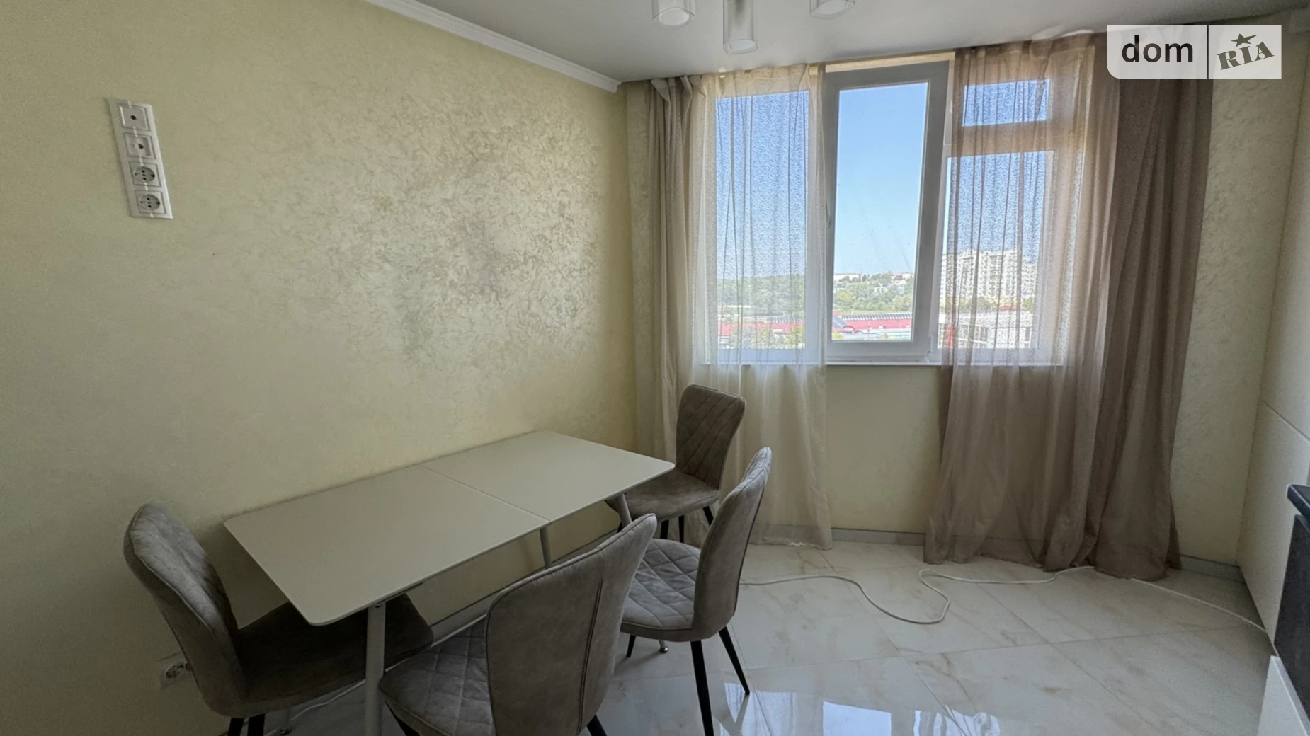3-комнатная квартира 72 кв. м в Тернополе, ул. Белогорская - фото 5