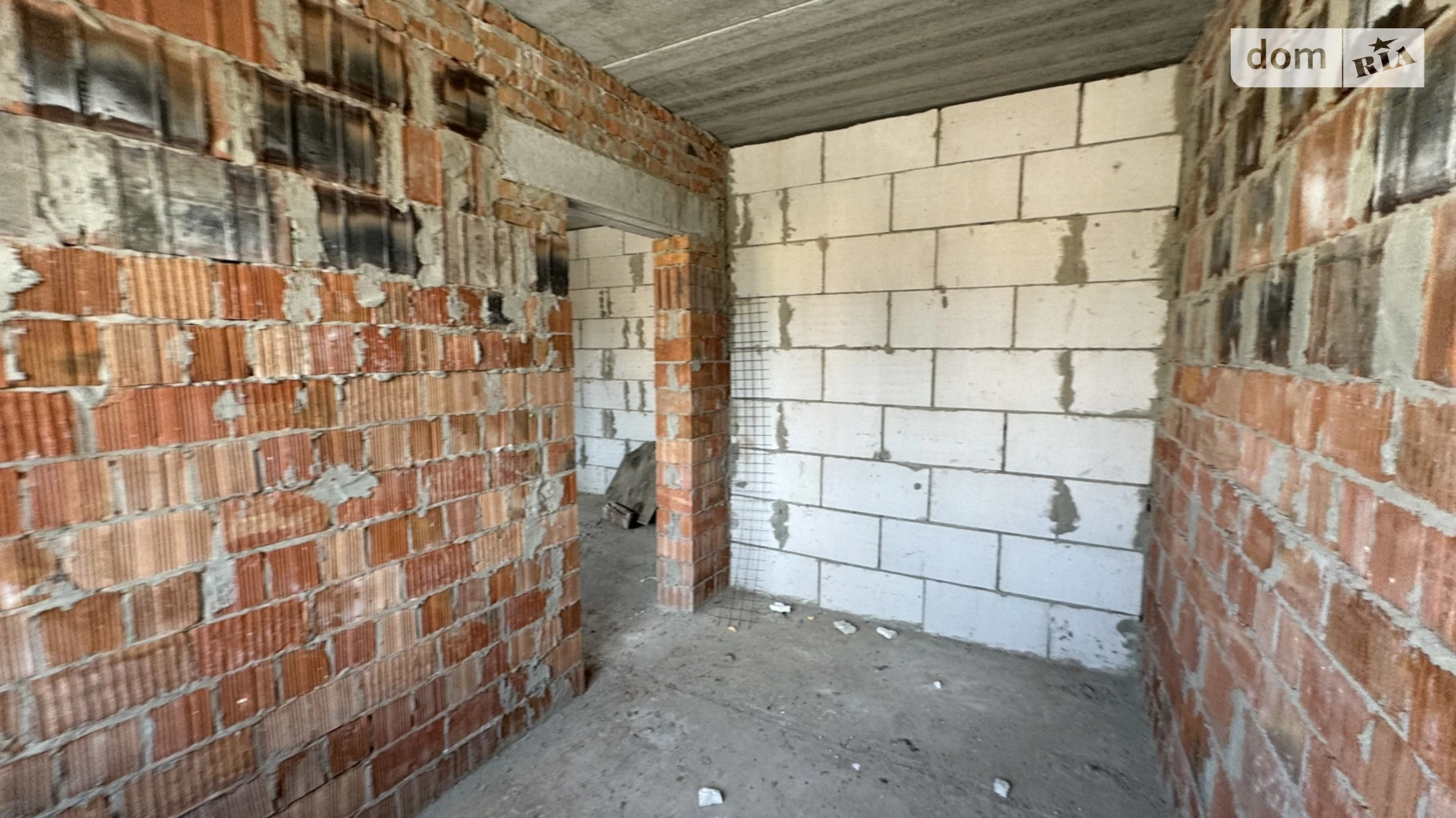 Продается 1-комнатная квартира 32 кв. м в Гостомеле, ул. Юбилейная, 4З - фото 3