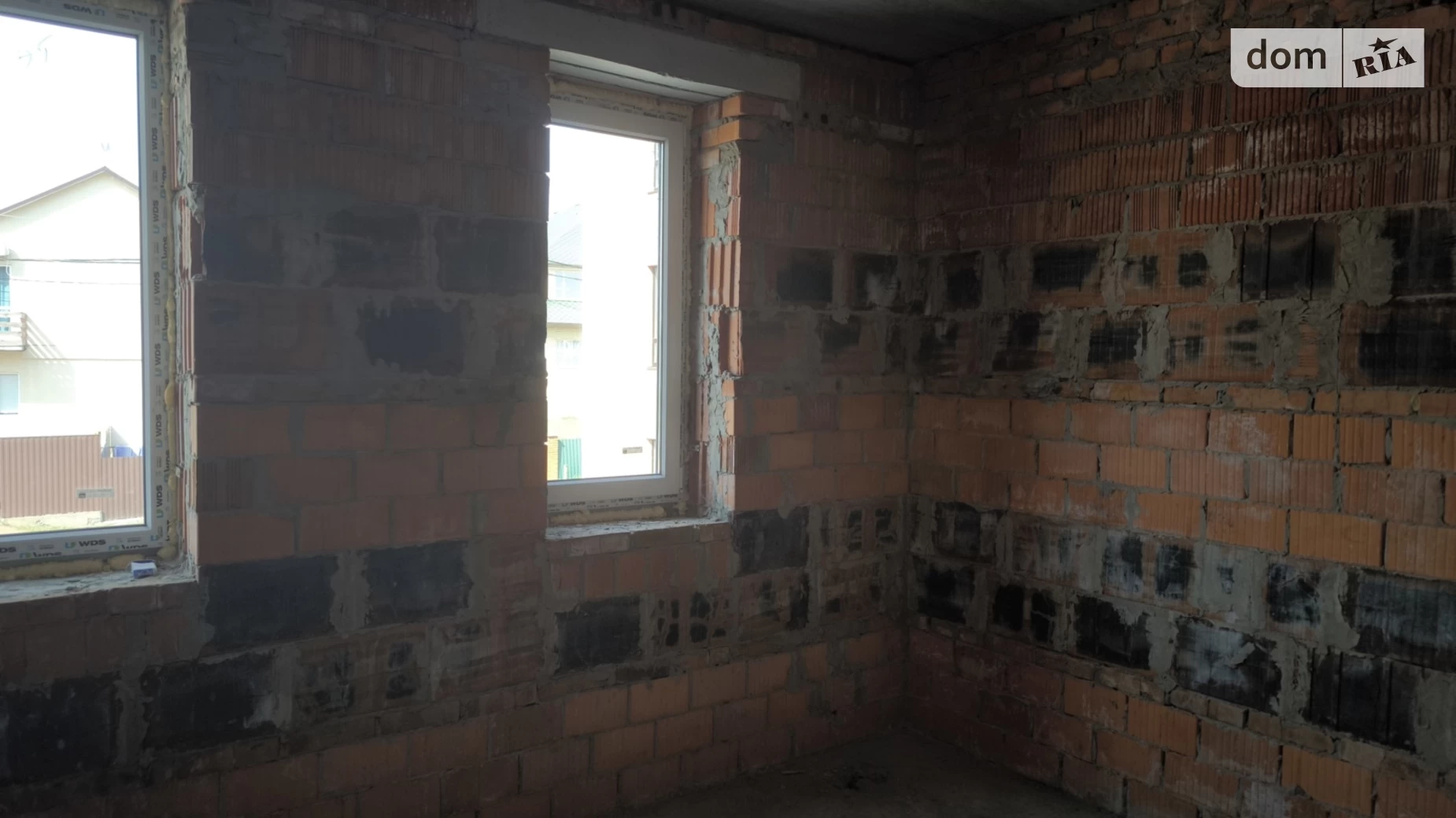 Продается 1-комнатная квартира 32 кв. м в Гостомеле, ул. Юбилейная - фото 2