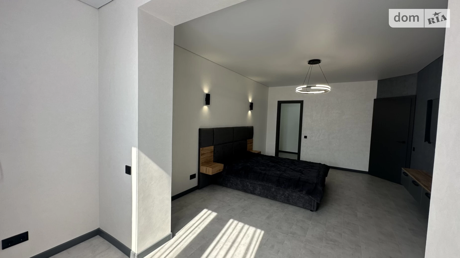 Продается 1-комнатная квартира 52 кв. м в Черновцах - фото 3