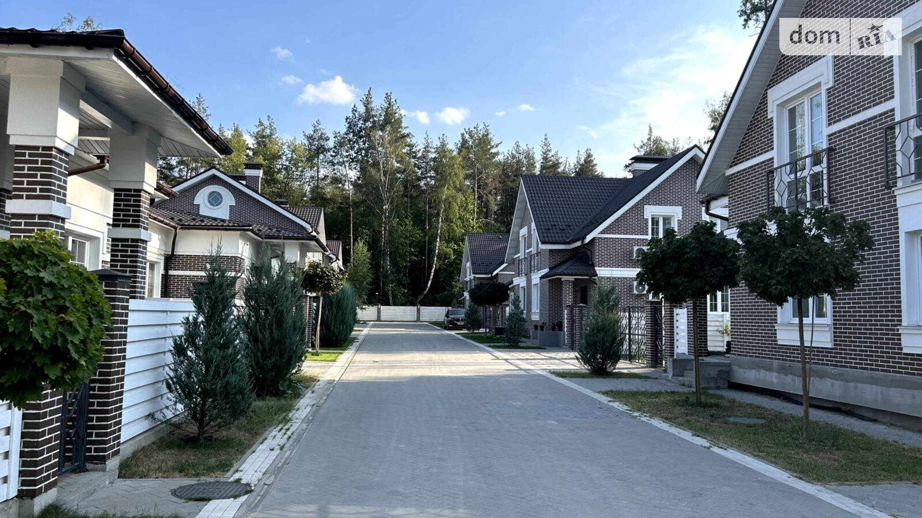 Продается дом на 2 этажа 117 кв. м с камином, цена: 170000 $ - фото 2