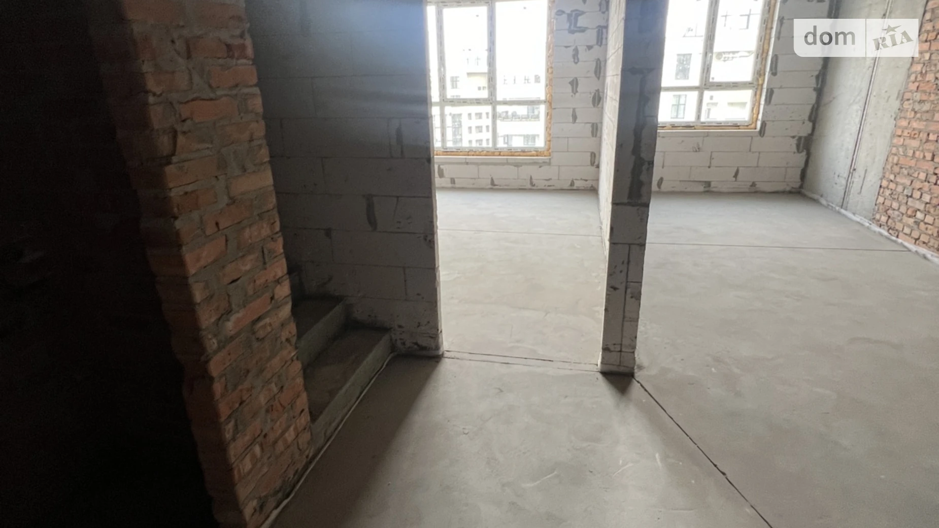 Продается 3-комнатная квартира 79.2 кв. м в Ирпене, ул. Университетская(Карла Маркса), 3/14 - фото 2