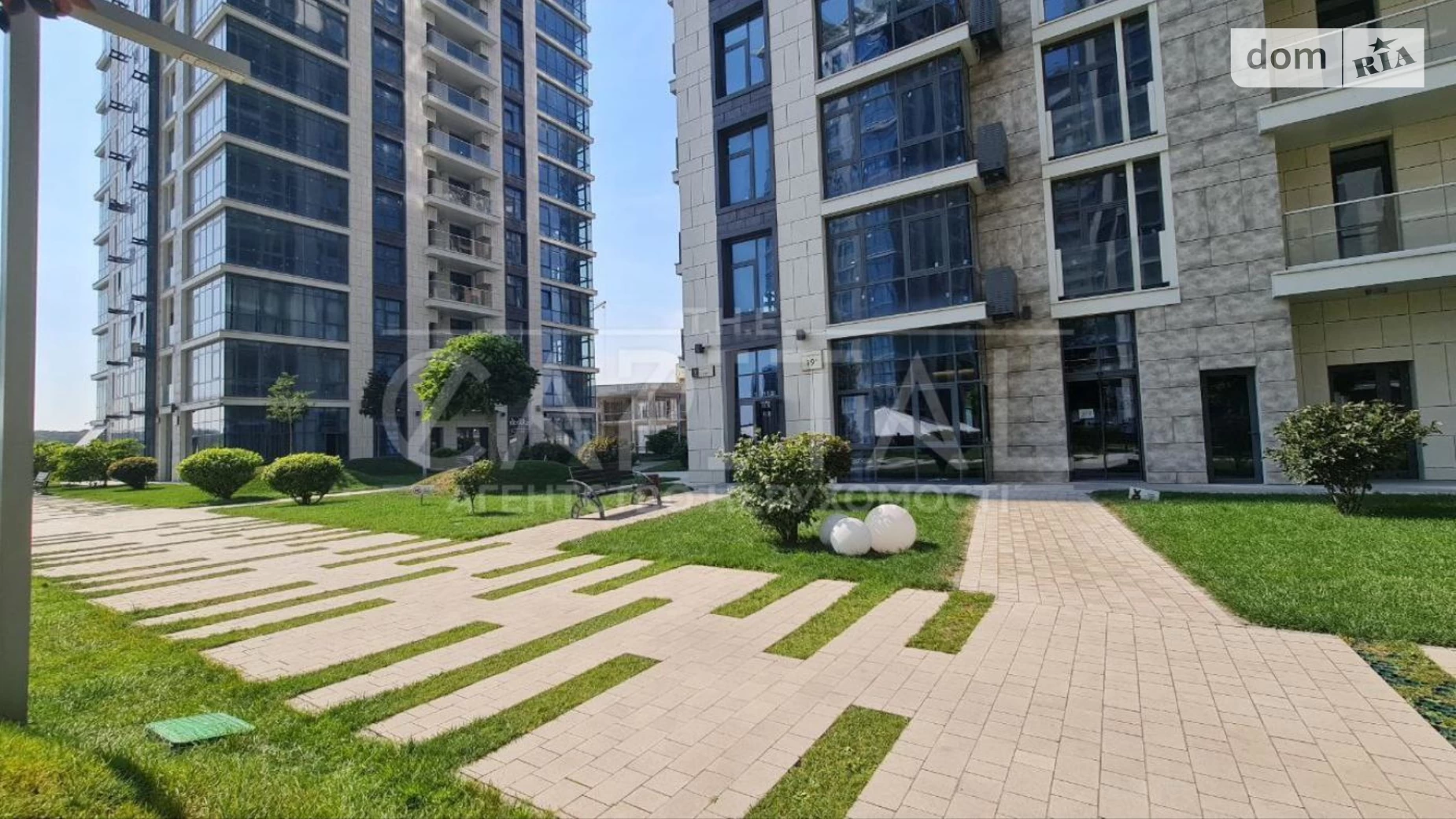 Продается 2-комнатная квартира 82 кв. м в Киеве, ул. Андрея Верхогляда(Драгомирова), 19А - фото 2