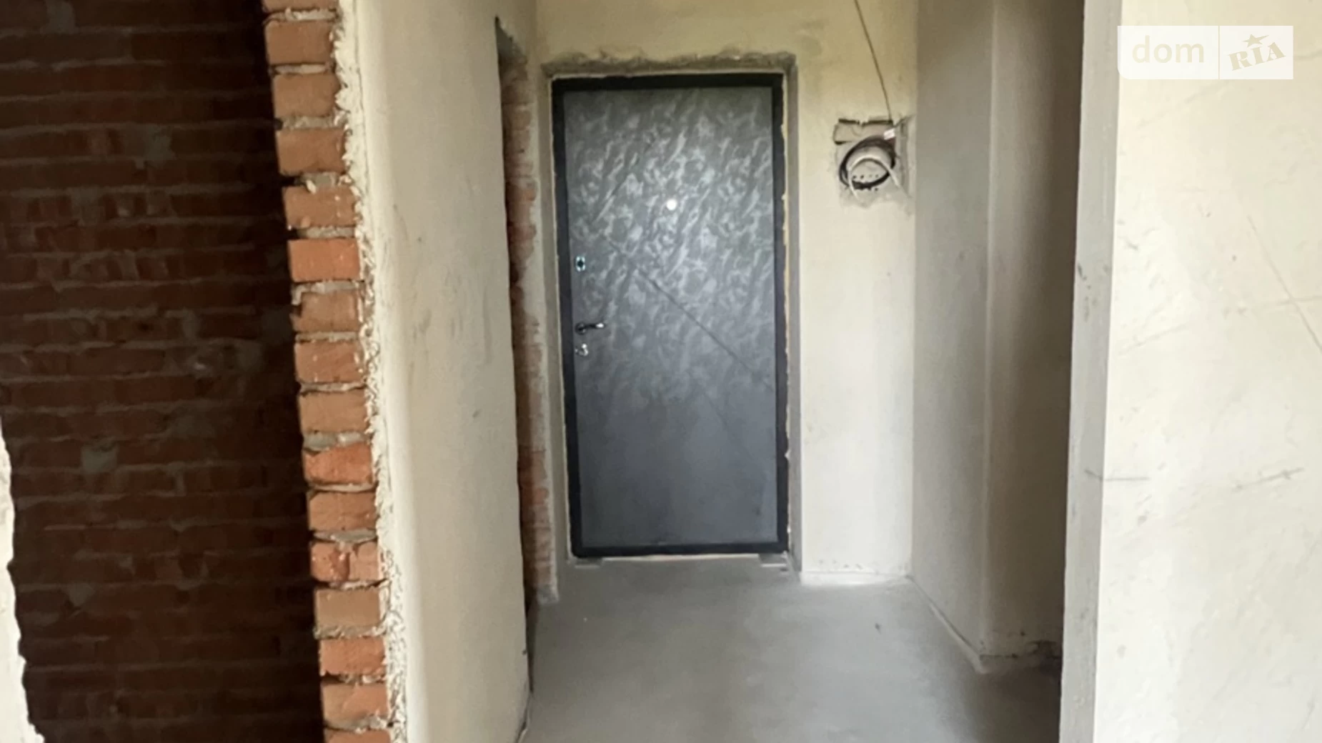 Продается 2-комнатная квартира 56 кв. м в Гостомеле, ул. Мирная, 3Е - фото 2