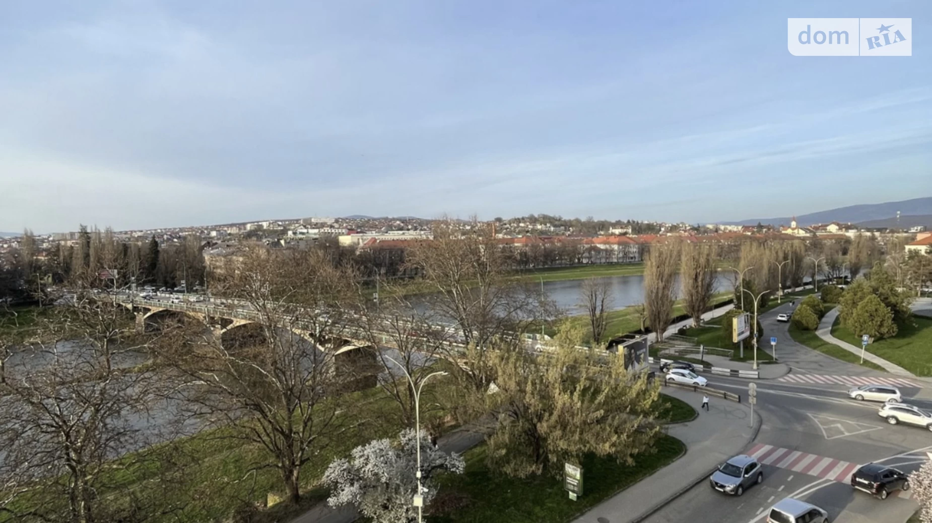 пл. Хмельницкого Богдана, 3 Ужгород, цена: 1500 $ - фото 3