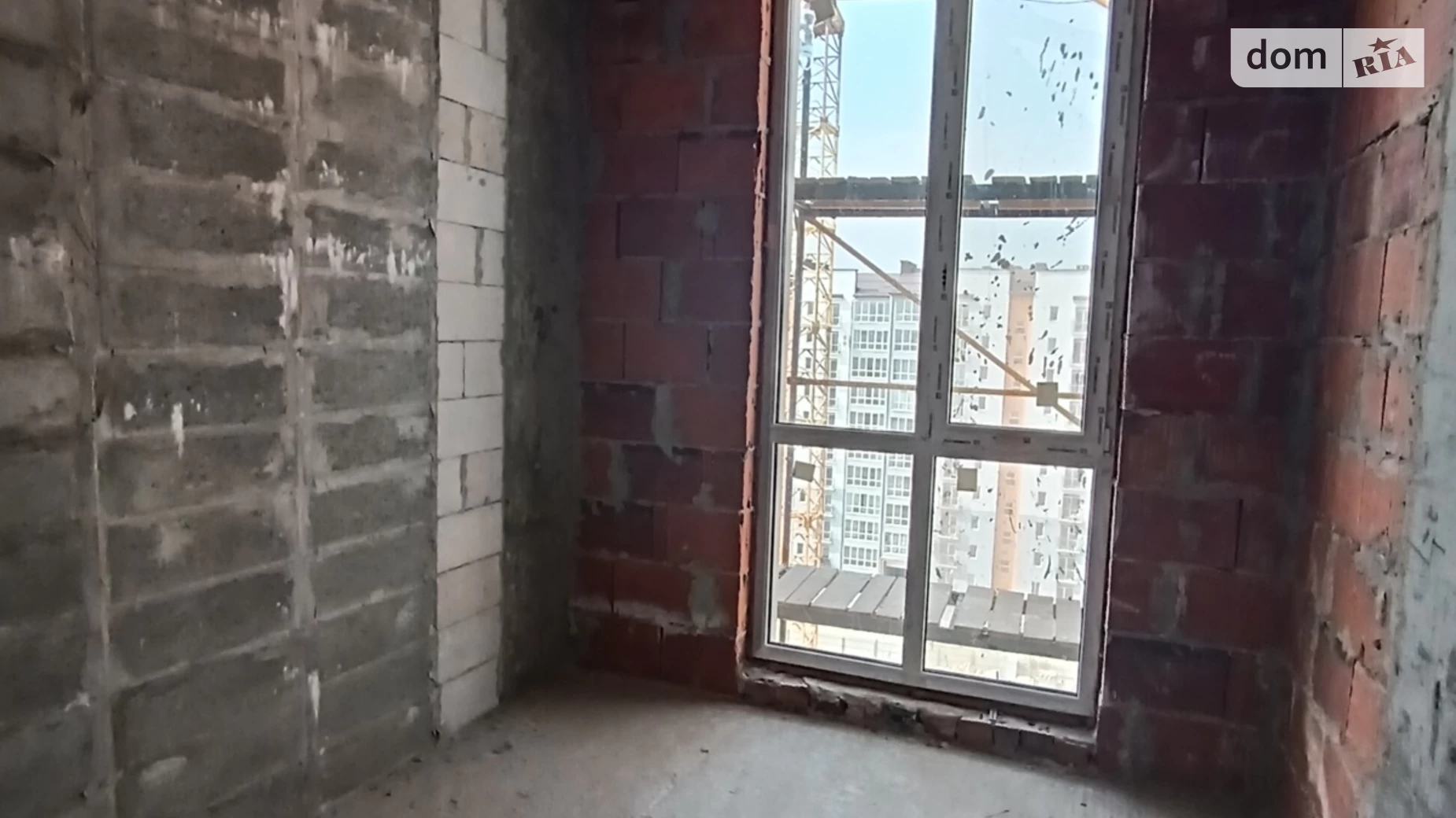Продается 1-комнатная квартира 40 кв. м в Ивано-Франковске, ул. Химиков, 35 - фото 4